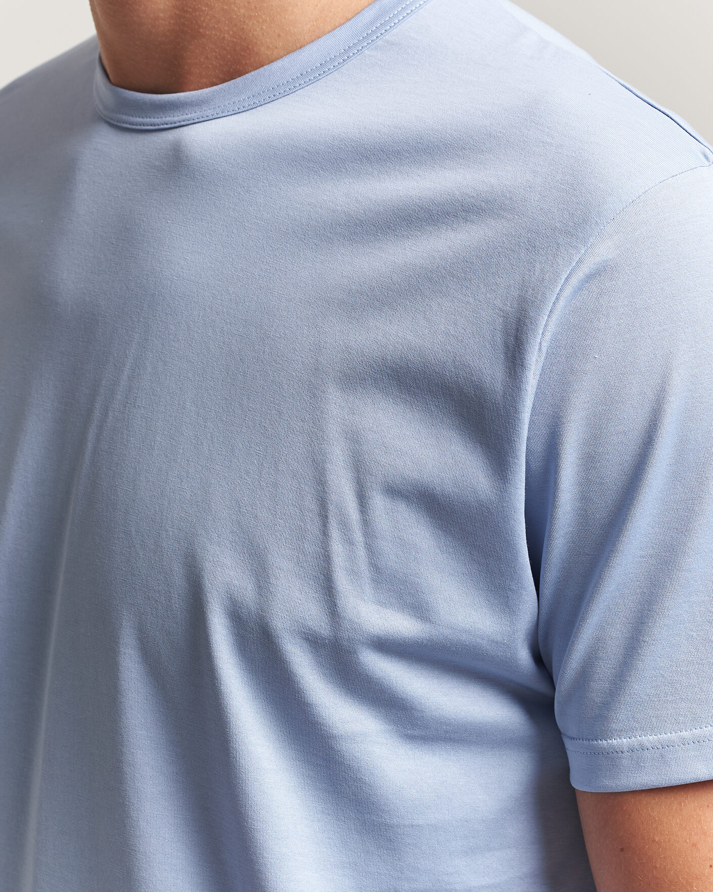 Herren | T-Shirts | Sunspel | Crew Neck Q82 Cotton T-Shirt Sky Blue