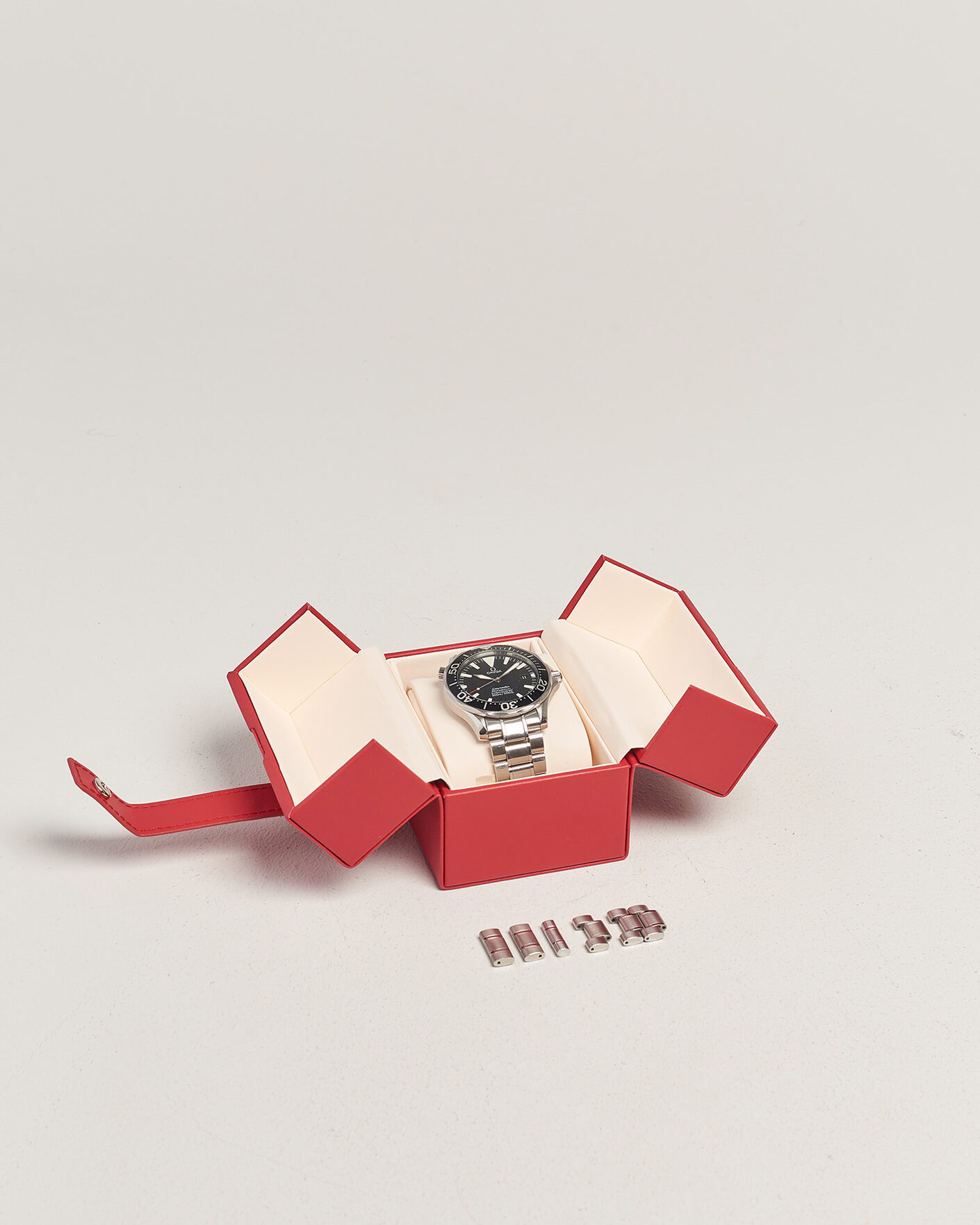 Herren | Pre-Owned & Vintage Watches | Omega Pre-Owned | Seamaster 300M Peter Blake 