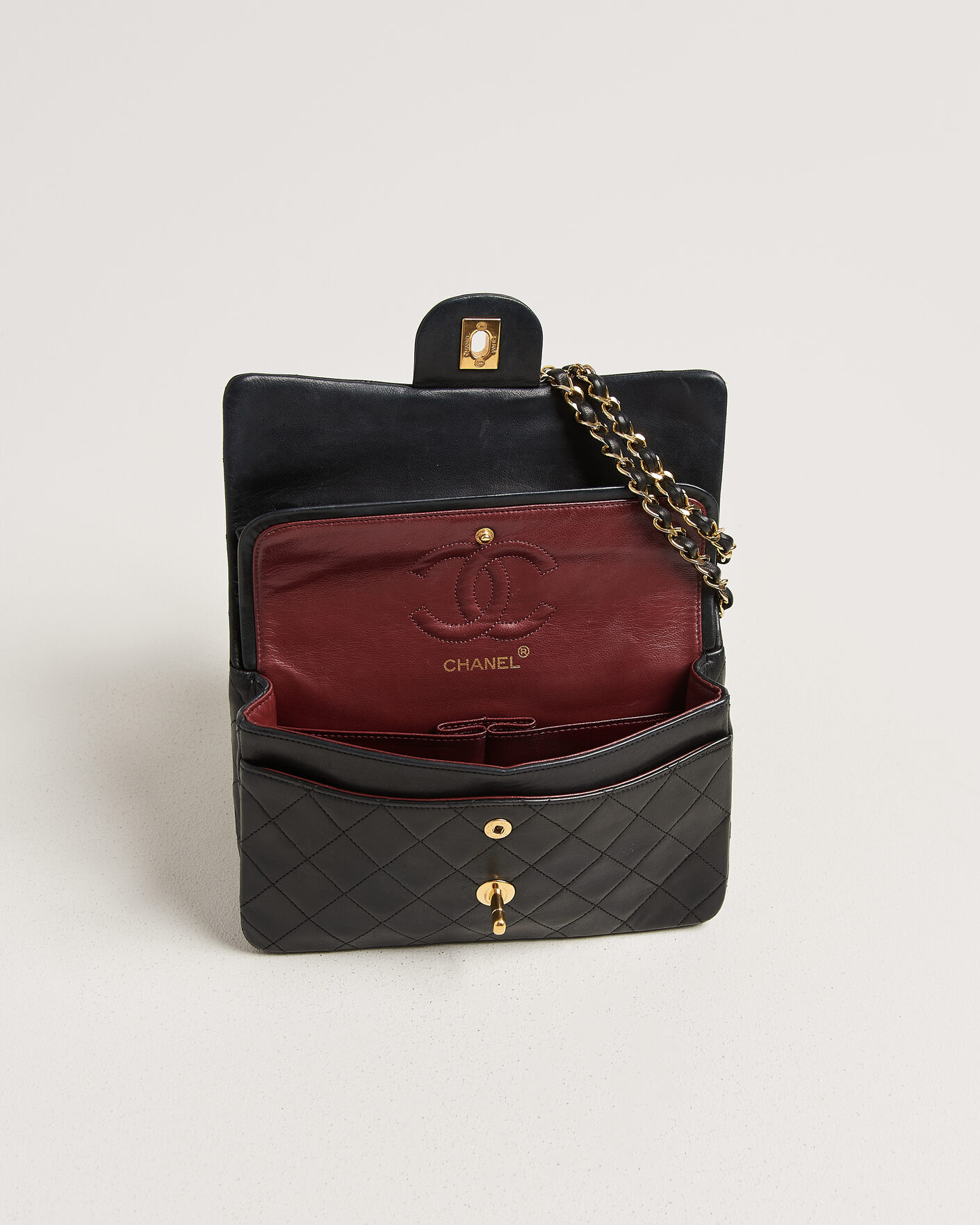Herren | Chanel Pre-Owned Classic Small Double Flap Bag Black | Chanel Pre-Owned | Classic Small Double Flap Bag Black