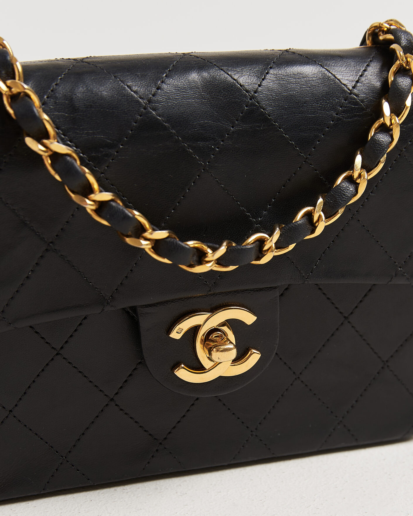 Herren | Pre-Owned & Vintage Bags | Chanel Pre-Owned | Classic Mini Single Flap Square Bag Black