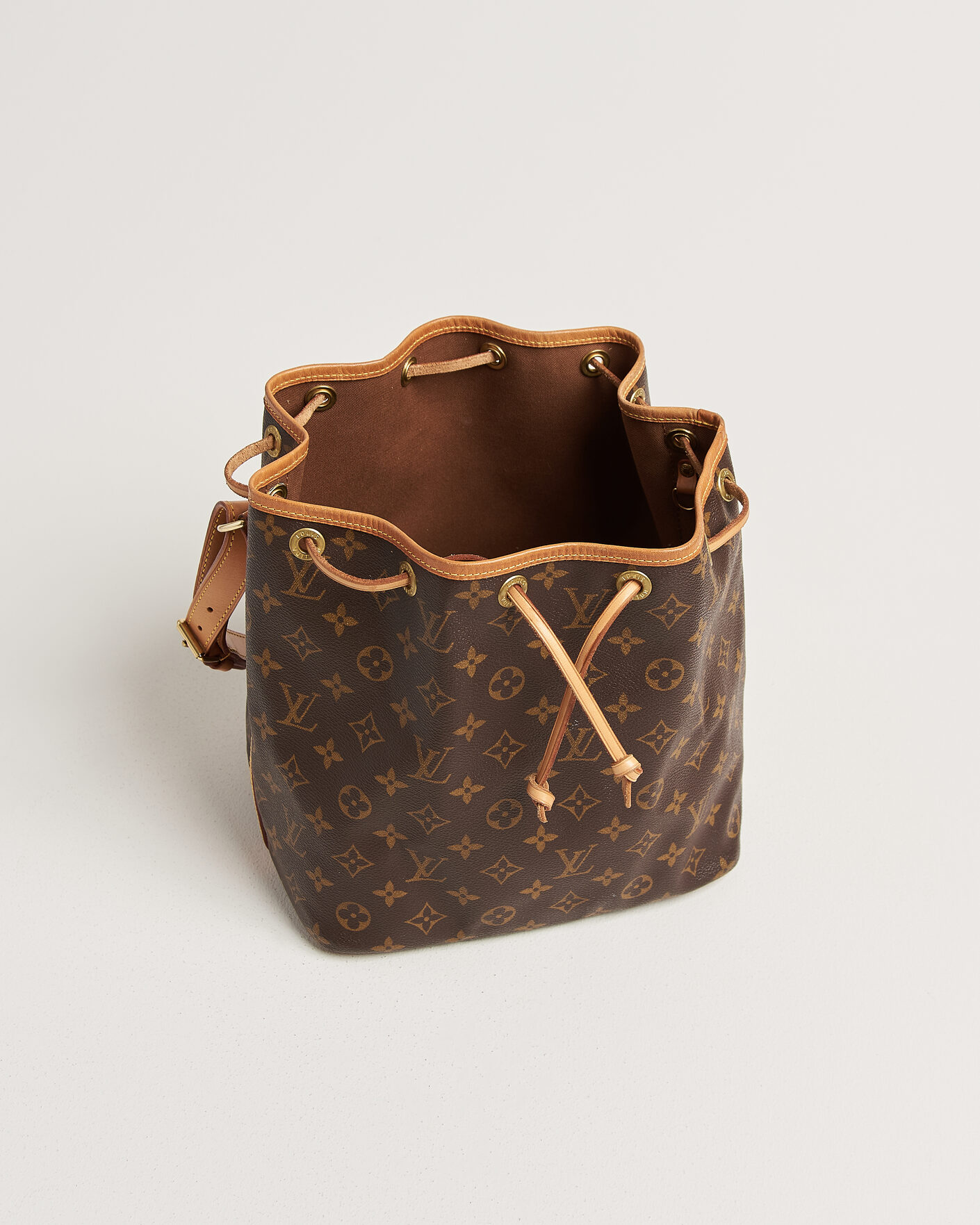 Herren | Pre-Owned & Vintage Bags | Louis Vuitton Pre-Owned | Petit Noé Monogram