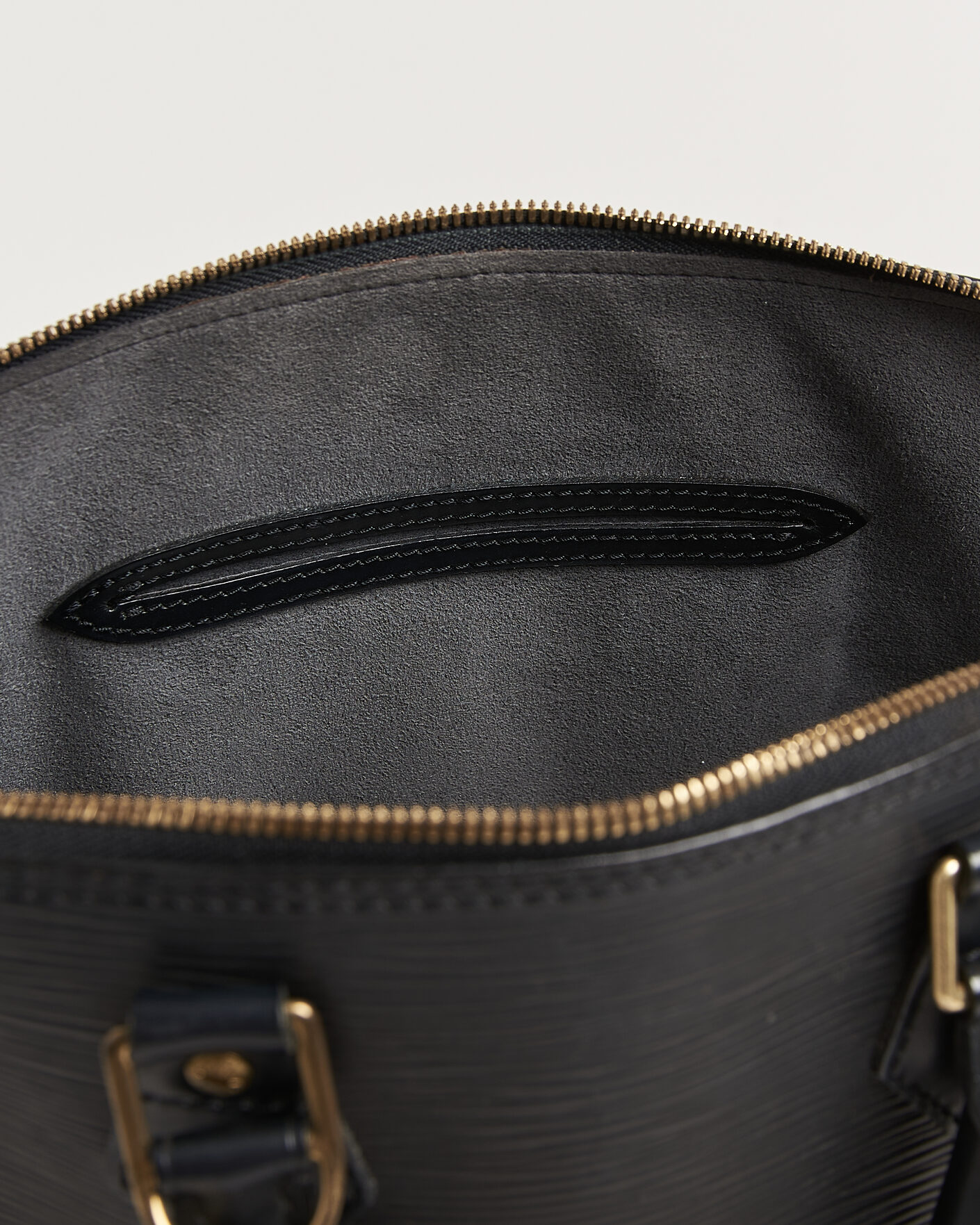 Herren | Pre-Owned & Vintage Bags | Louis Vuitton Pre-Owned | Alma PM Bag Epi Leather Black