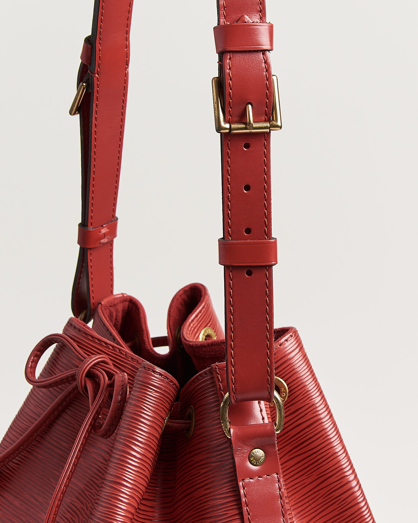 Herren | Pre-Owned & Vintage Bags | Louis Vuitton Pre-Owned | Petit Noé Epi Leather Red