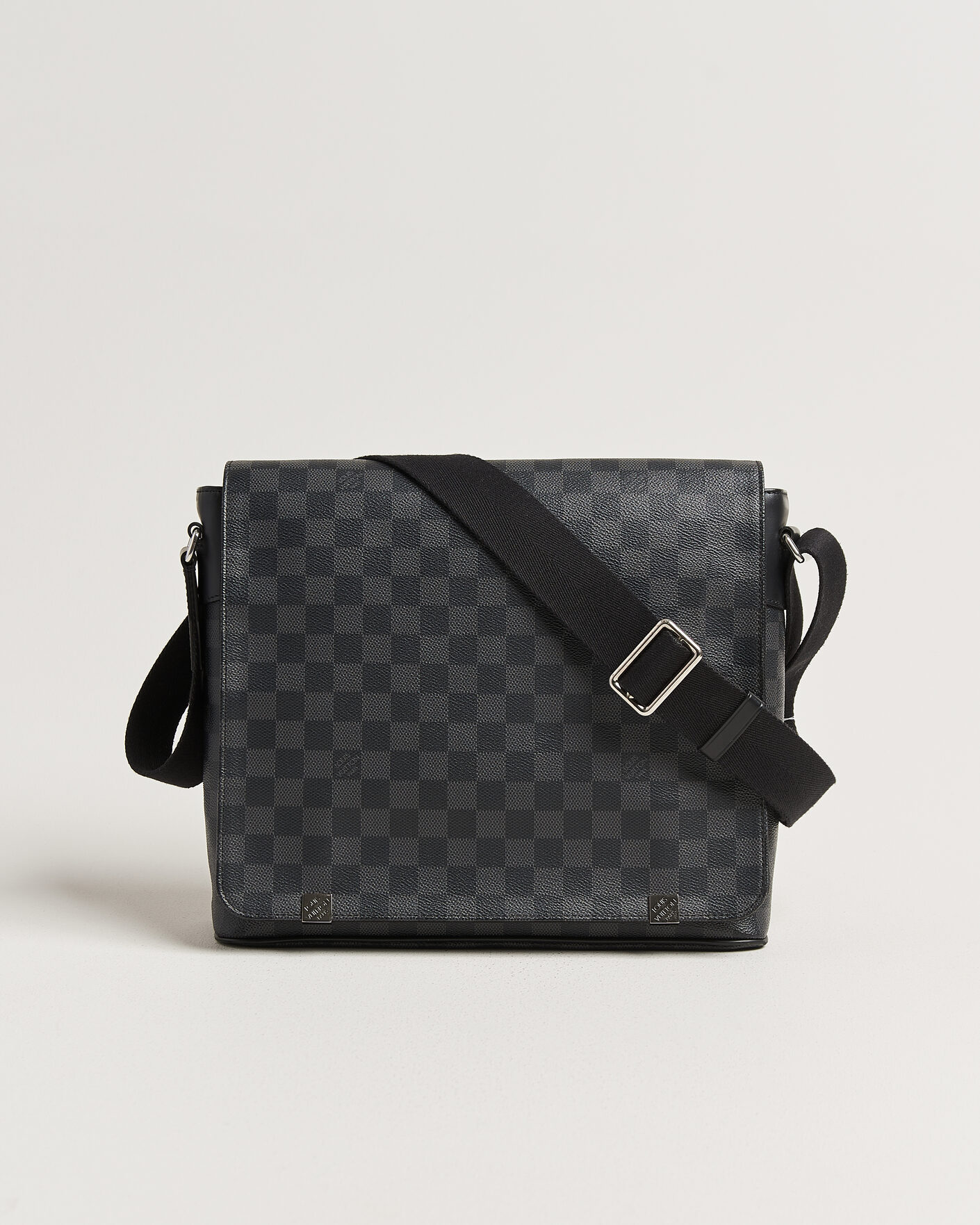 Herren | Neu im Onlineshop | Louis Vuitton Pre-Owned | Louis Vuitton District Messenger Bag MM Damier Graphite