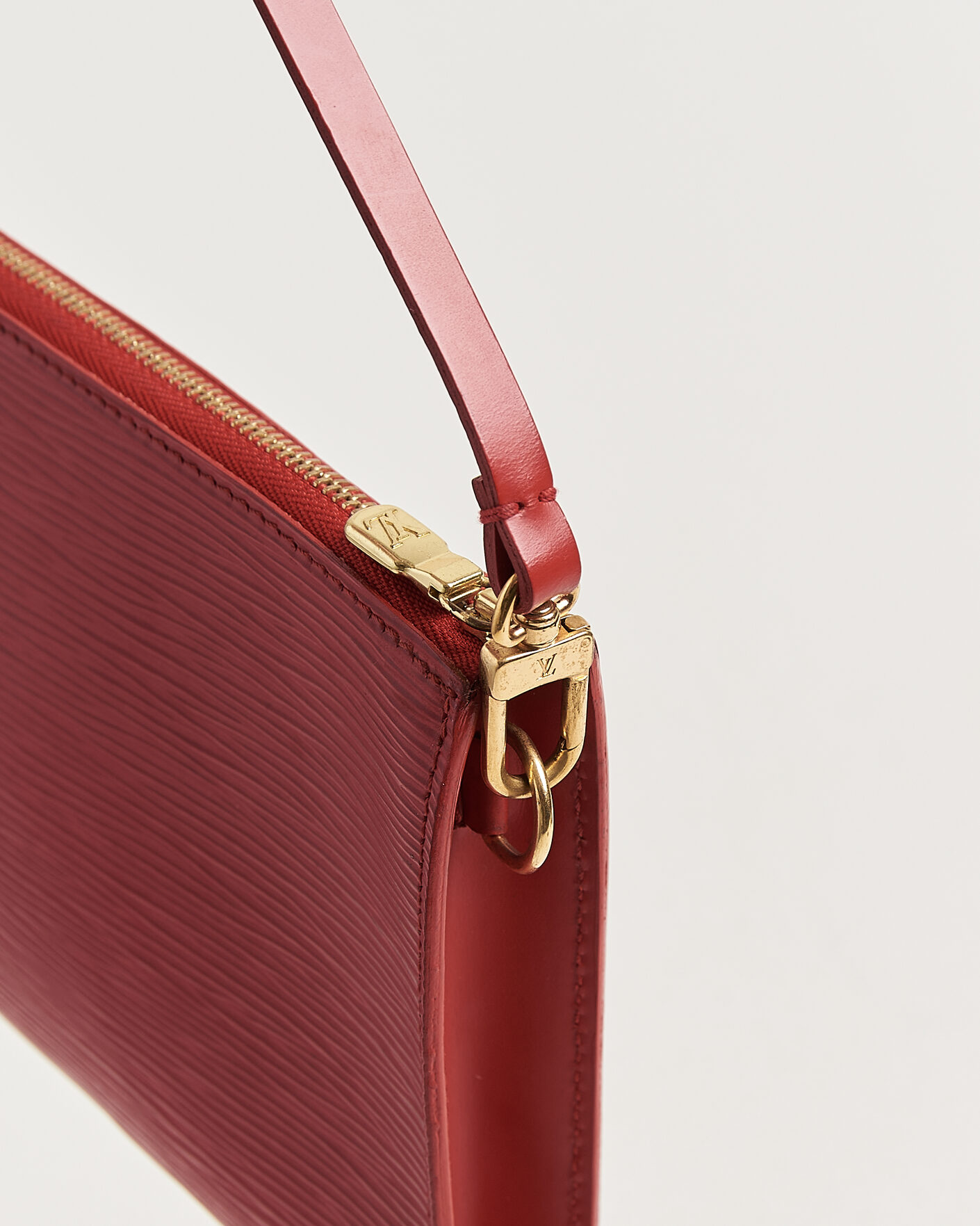 Herren | Louis Vuitton Pre-Owned Pochette Accessoires Epi Leather Red | Louis Vuitton Pre-Owned | Pochette Accessoires Epi Leather Red