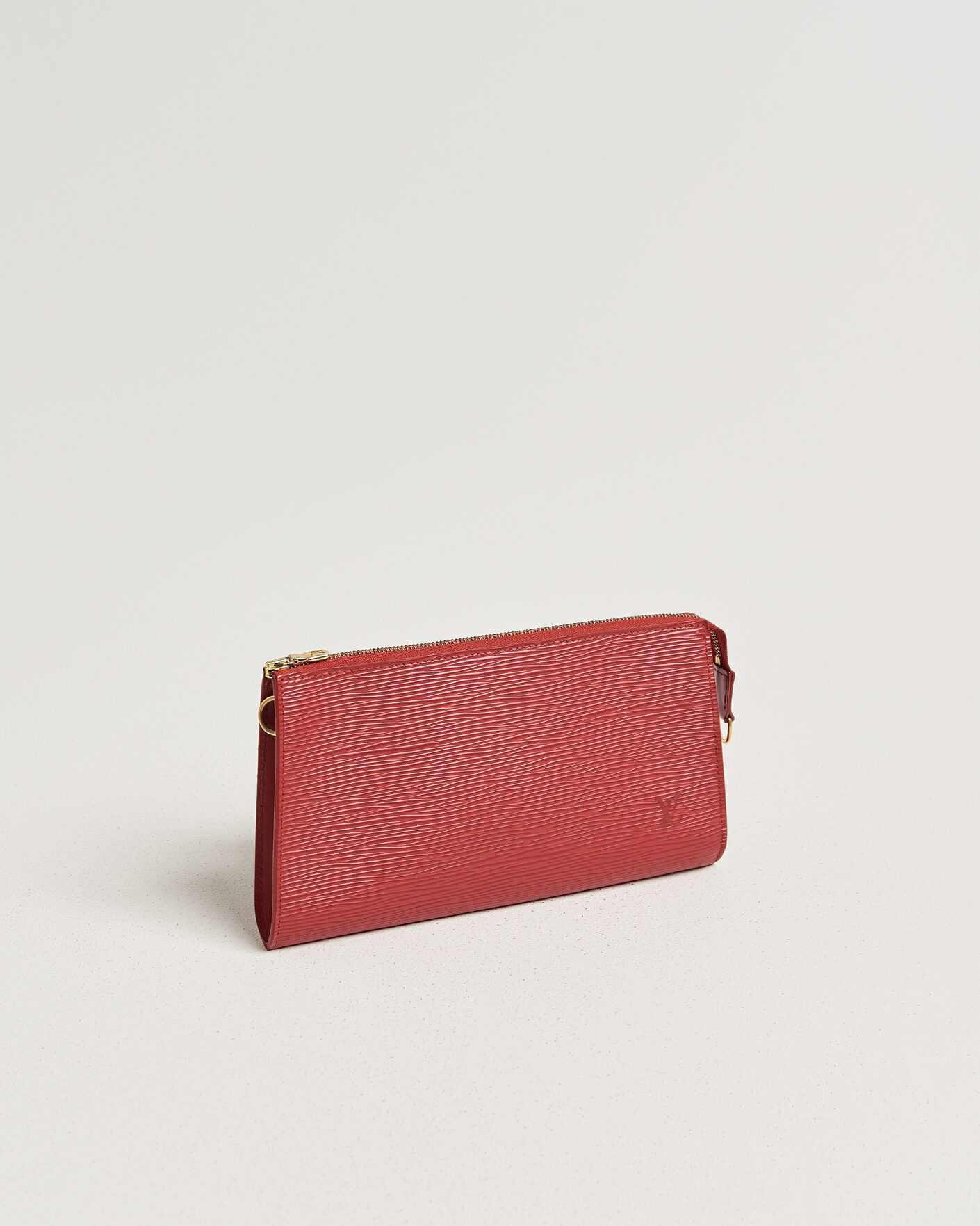 Herren | Pre-Owned & Vintage Bags | Louis Vuitton Pre-Owned | Pochette Accessoires Epi Leather Red