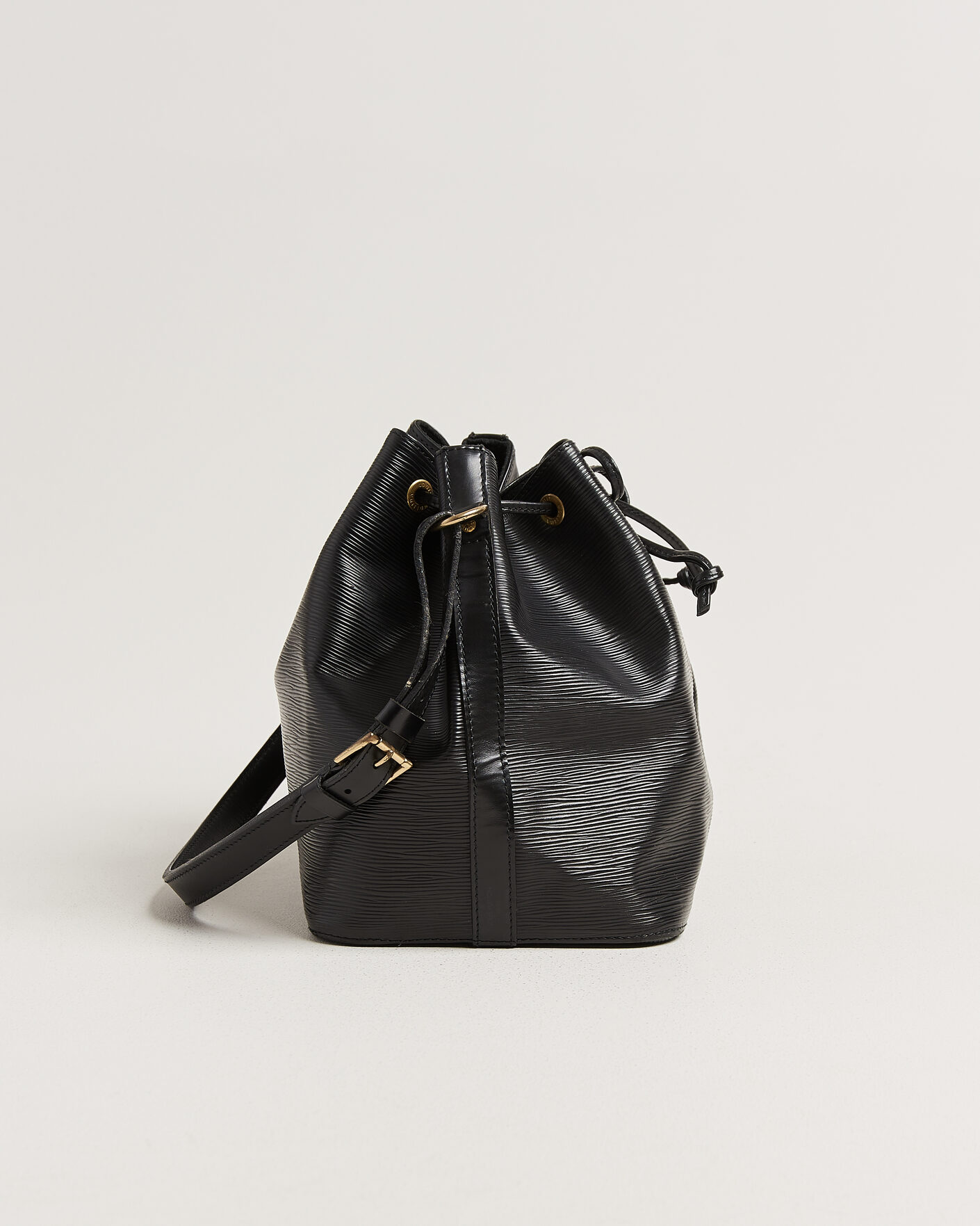 Herren | Pre-Owned & Vintage Bags | Louis Vuitton Pre-Owned | Petit Noé Epi Leather Black