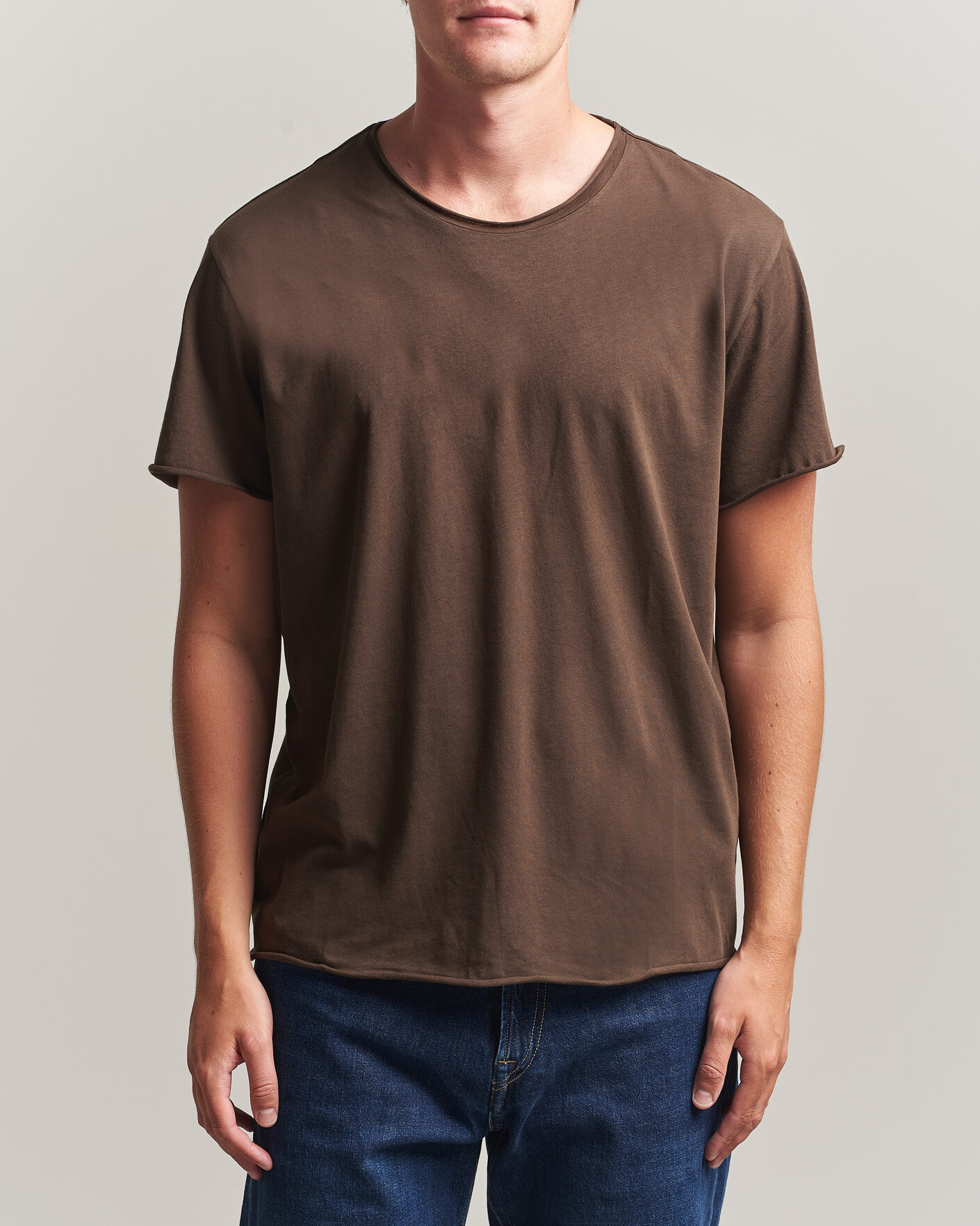 Herren | T-Shirts | Filippa K | Roll Neck Crew Neck T-Shirt Golden Brown