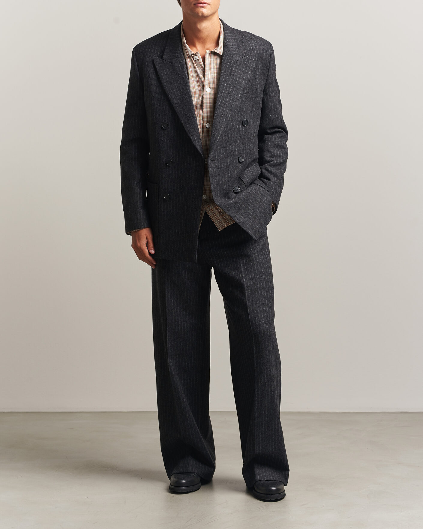 Herren | Hosen | Filippa K | Hector Wool Flannel Pinstriped Trousers Anthracite