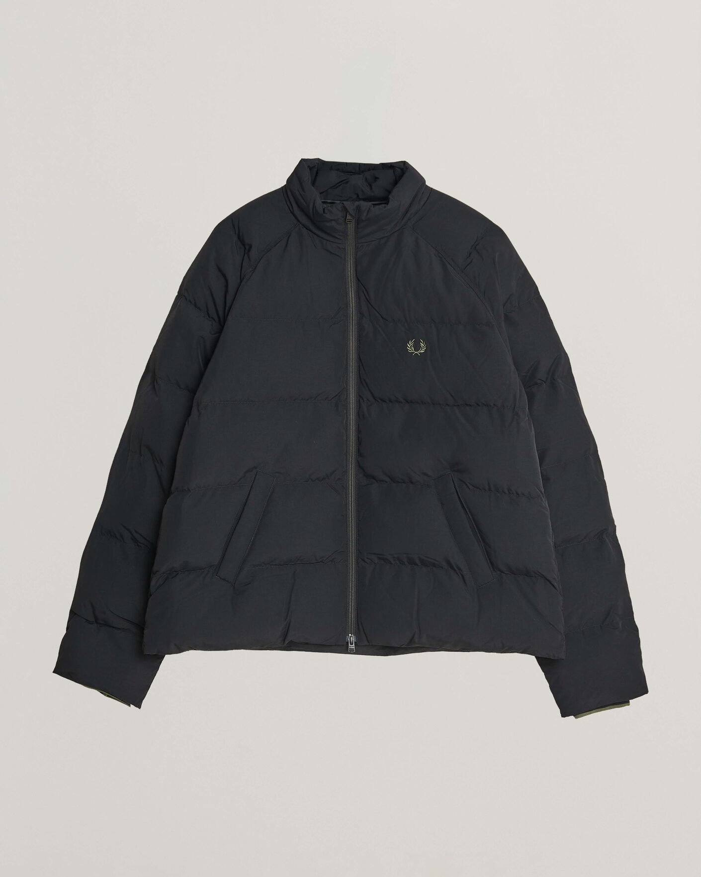 Herren | Jacken | Fred Perry | Raglan Sleeve Padded Jacket Black