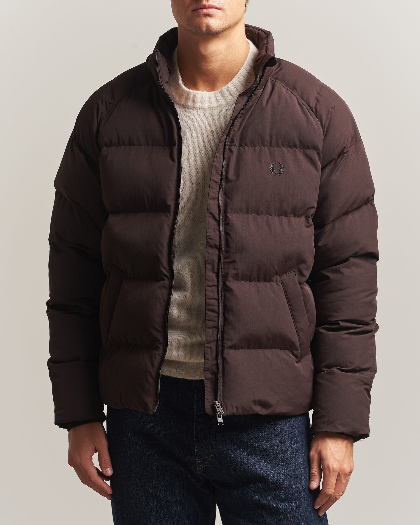Herren | Jacken | Fred Perry | Raglan Sleeve Padded Jacket Rich Brown