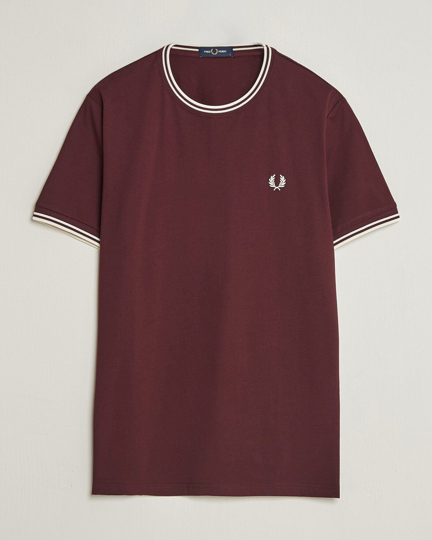 Herren | T-Shirts | Fred Perry | Twin Tipped T-Shirt Oxblood
