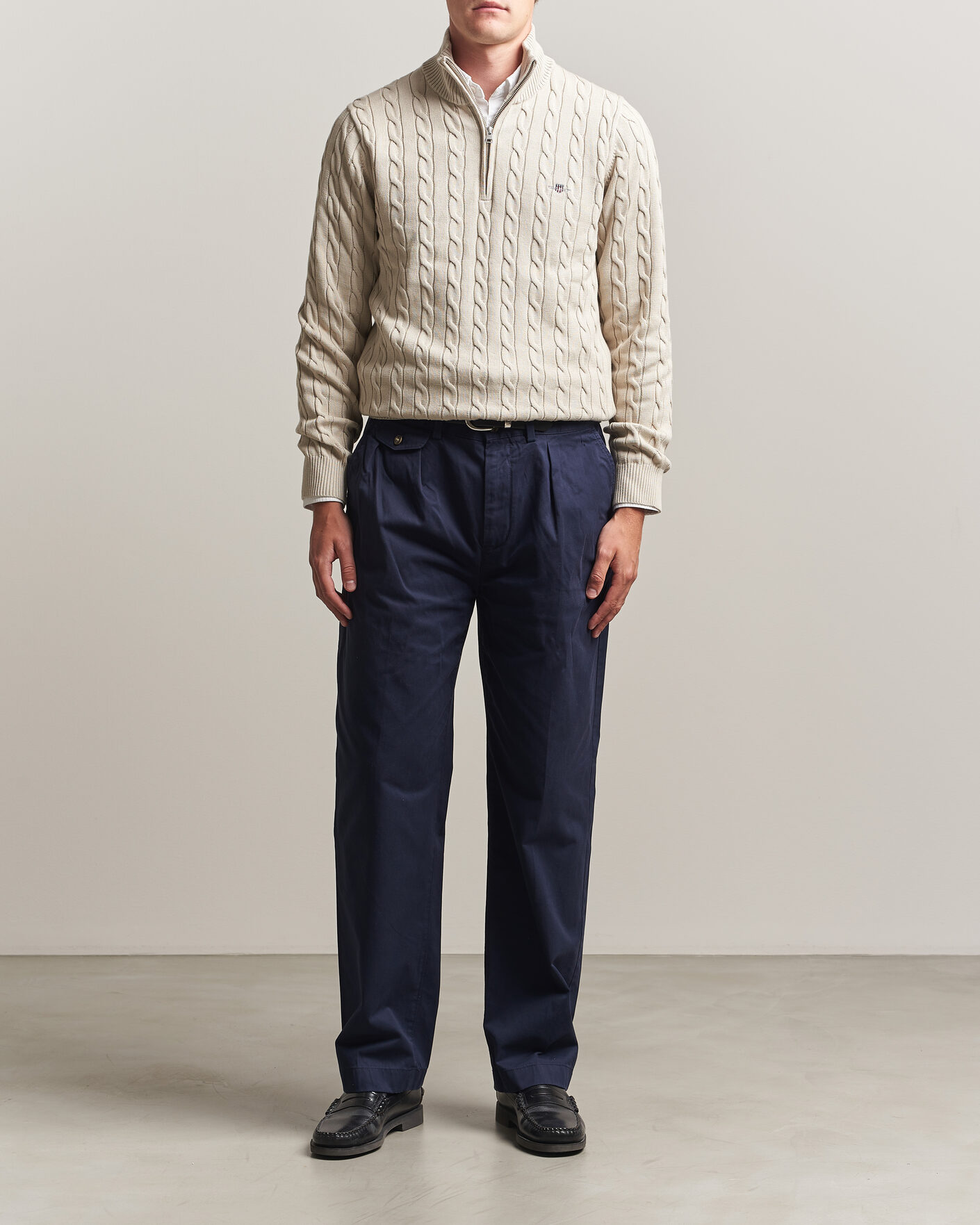 Herren | Hosen | Gant | Relaxed Fit Pleated Cotton Twill Pants Evening Blue