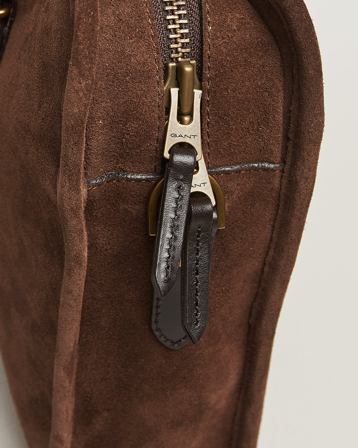 Herren | Taschen | Gant | Suede Commuter Bag Soil Brown