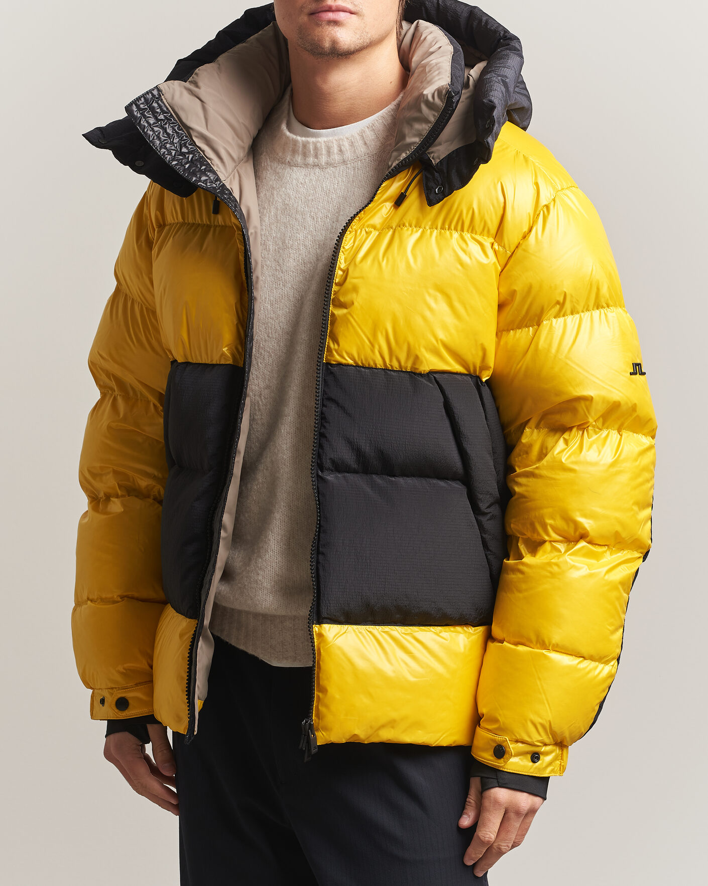 Herren | Jacken | J.Lindeberg | Creek Block Hooded Down Jacket Bumblebee