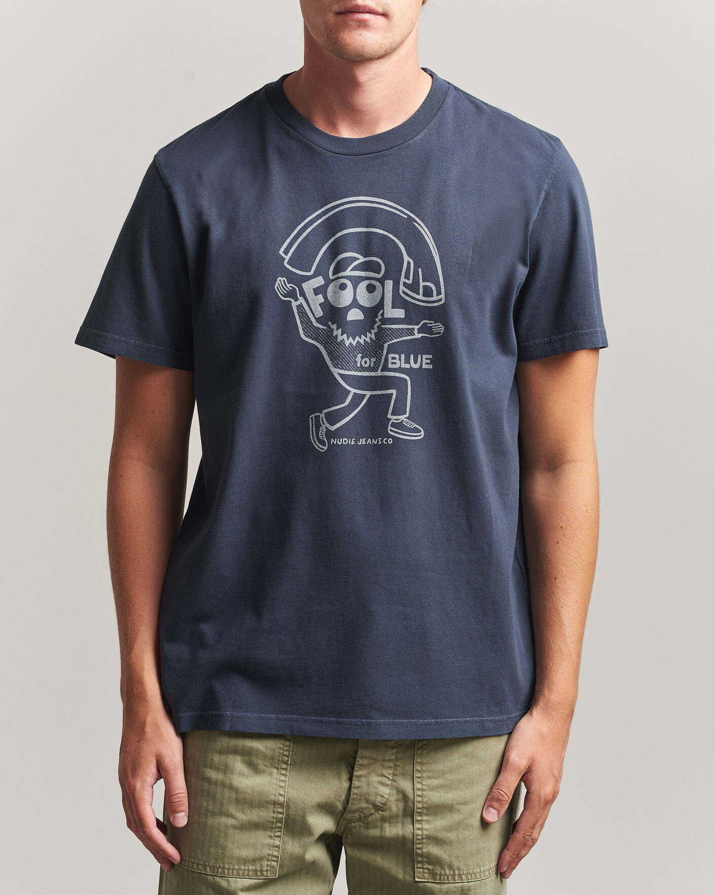 Herren | T-Shirts | Nudie Jeans | Roy Jeanjuggler T-Shirt Dark Blue
