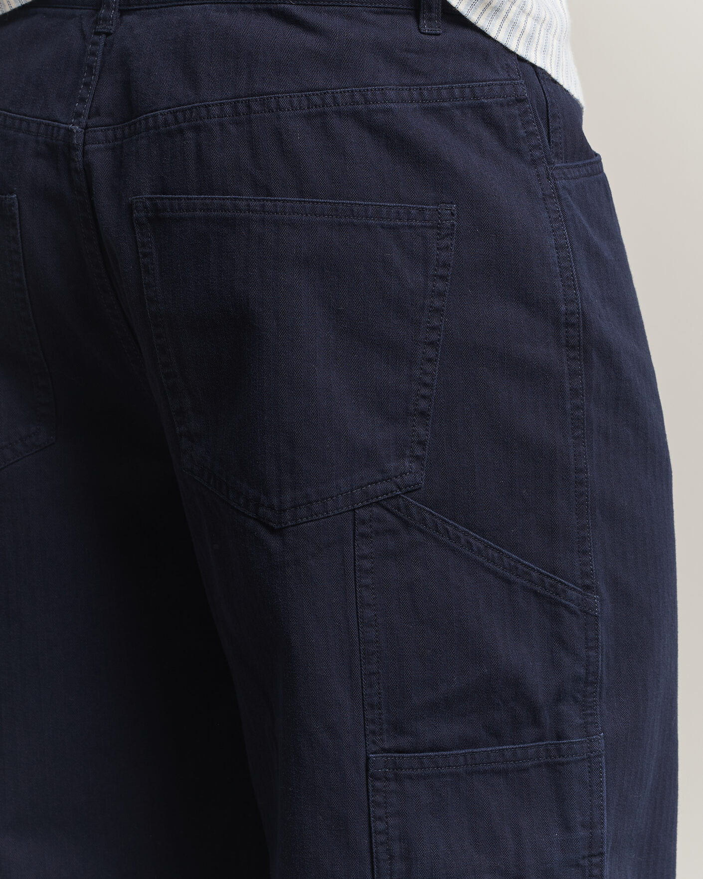 Herren | Hosen | LES DEUX | Roi Carpenter Herringbone Pants Dark Navy