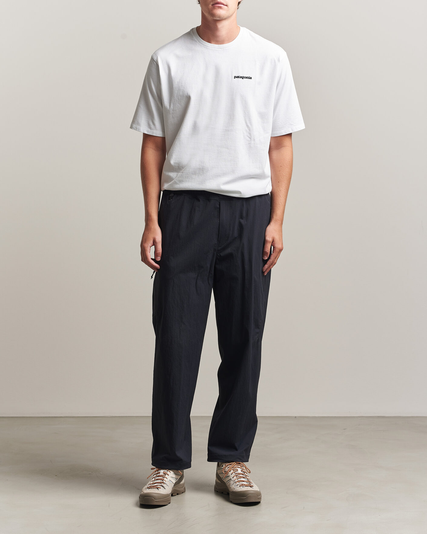 Herren | T-Shirts | Patagonia | P-6 Logo Responsibili T-Shirt Fiber White