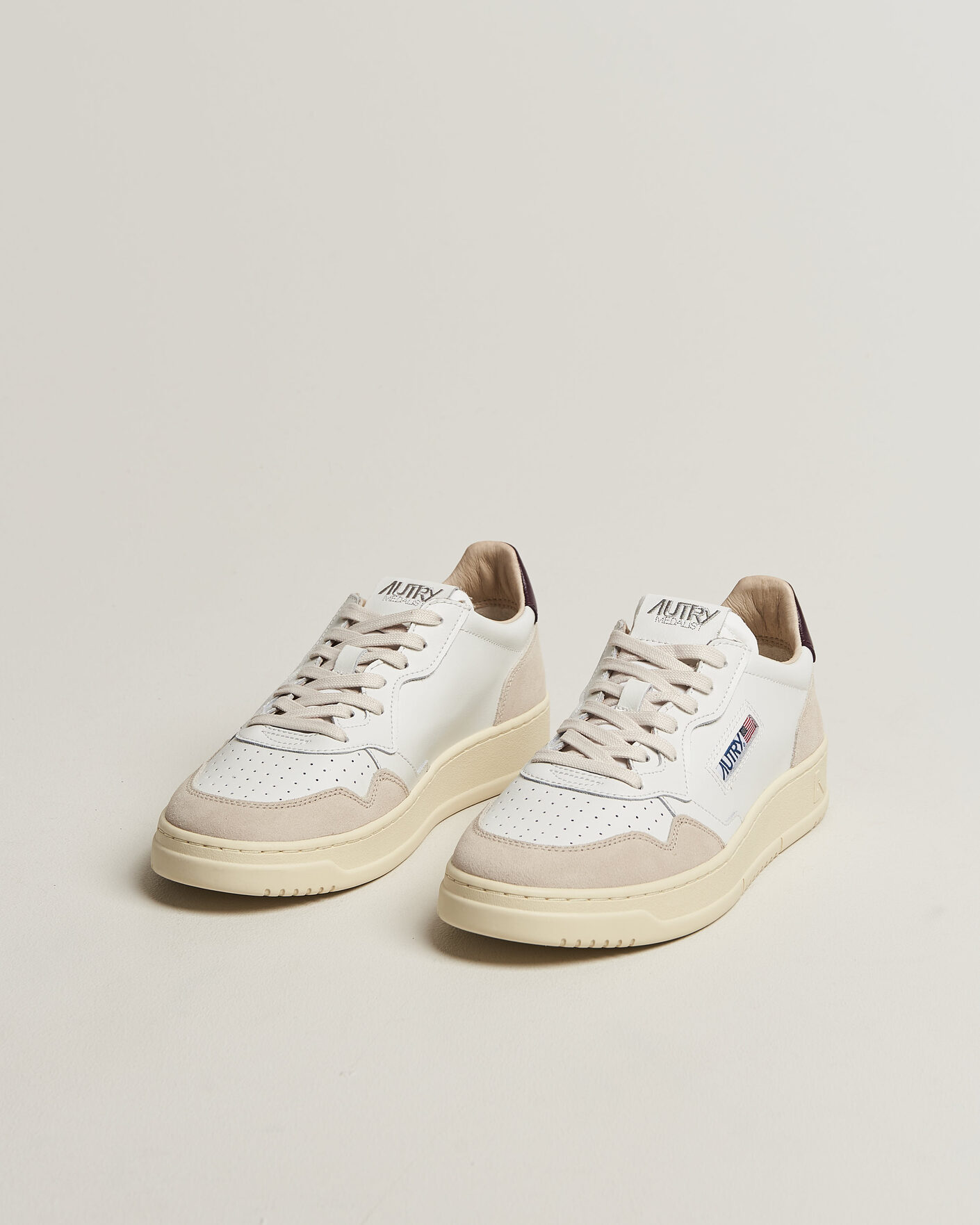 Herren | Sneaker | Autry | Medalist Low Leather/Suede Sneaker White/Fig