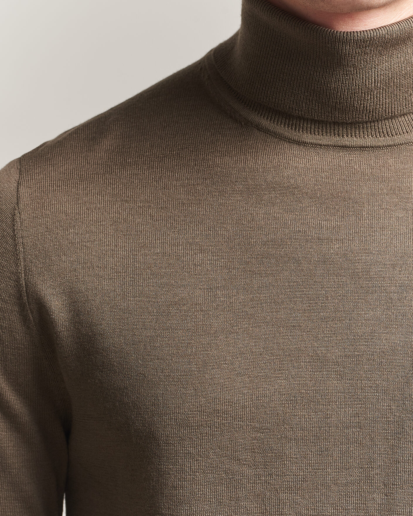 Herren | Pullover | Tiger of Sweden | Nevile Extra Fine Merino Polo Aged Timber
