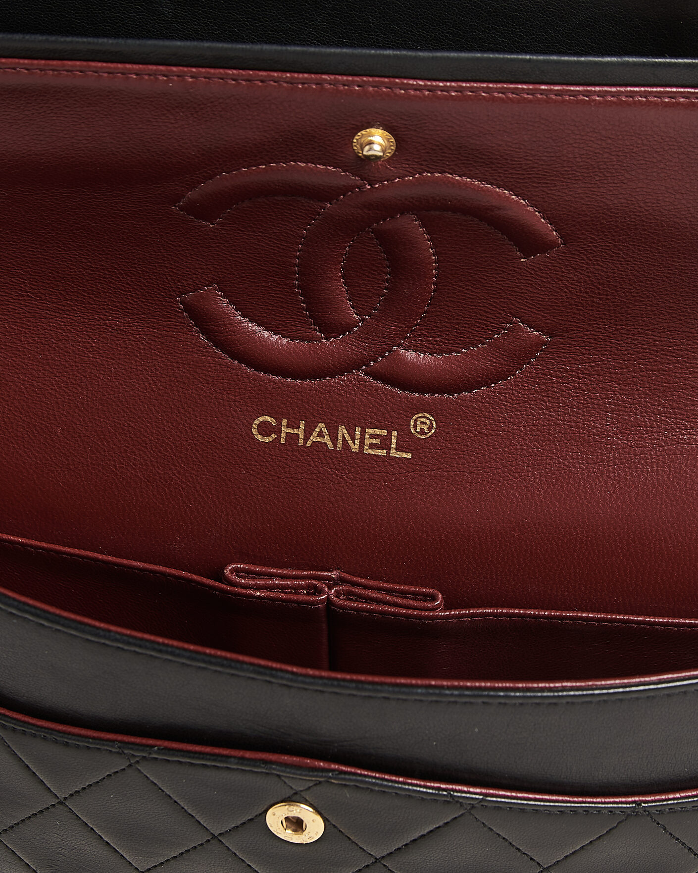 Herren | Chanel Pre-Owned Classic Medium Double Flap Bag Lambskin Black | Chanel Pre-Owned | Classic Medium Double Flap Bag Lambskin Black