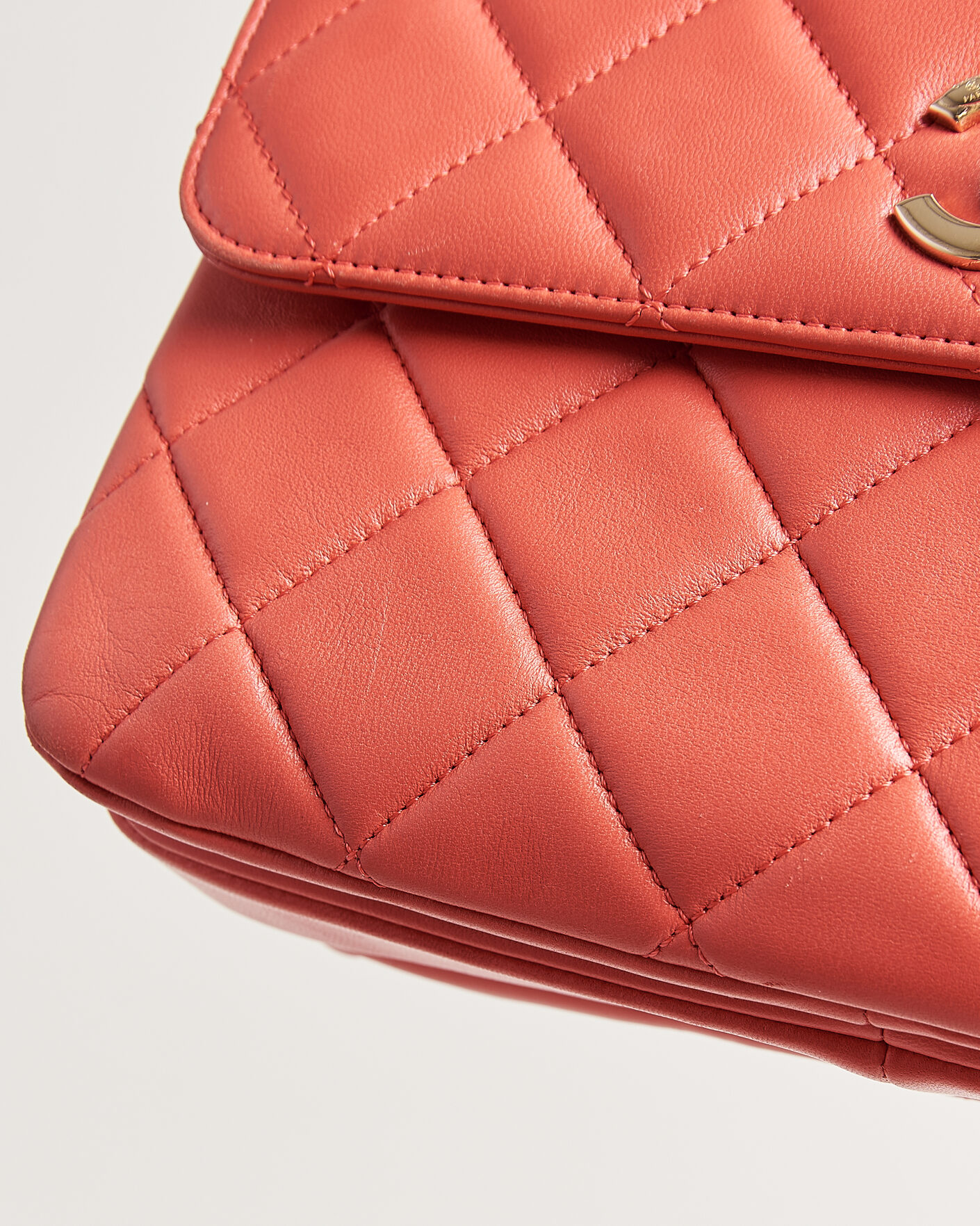 Herren | Pre-Owned & Vintage Bags | Chanel Pre-Owned | Trendy CC Top Handle Bag Coral