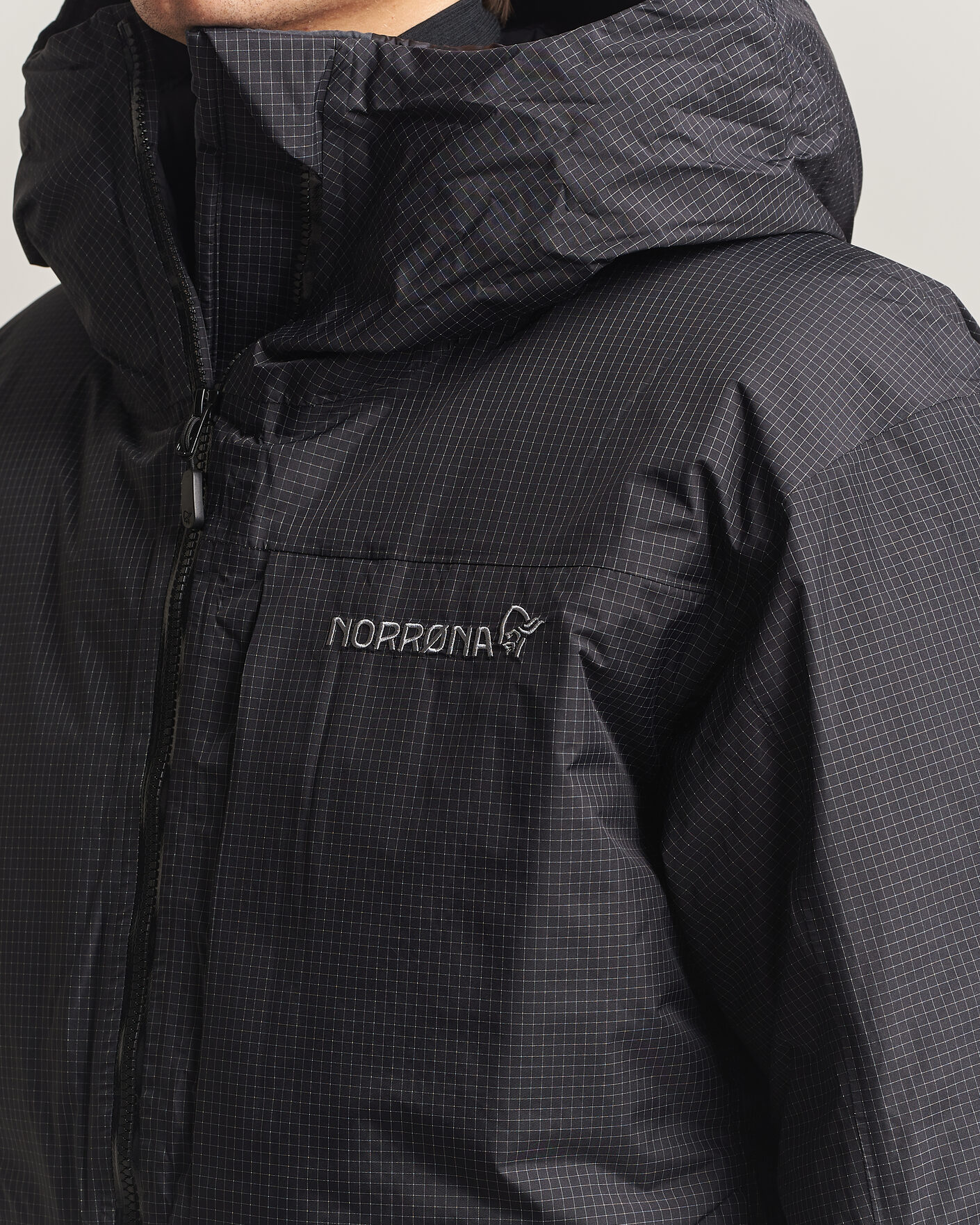 Herren | Jacken | Norrøna | Trollveggen dri2 Down 800 Zip Hood Caviar Black