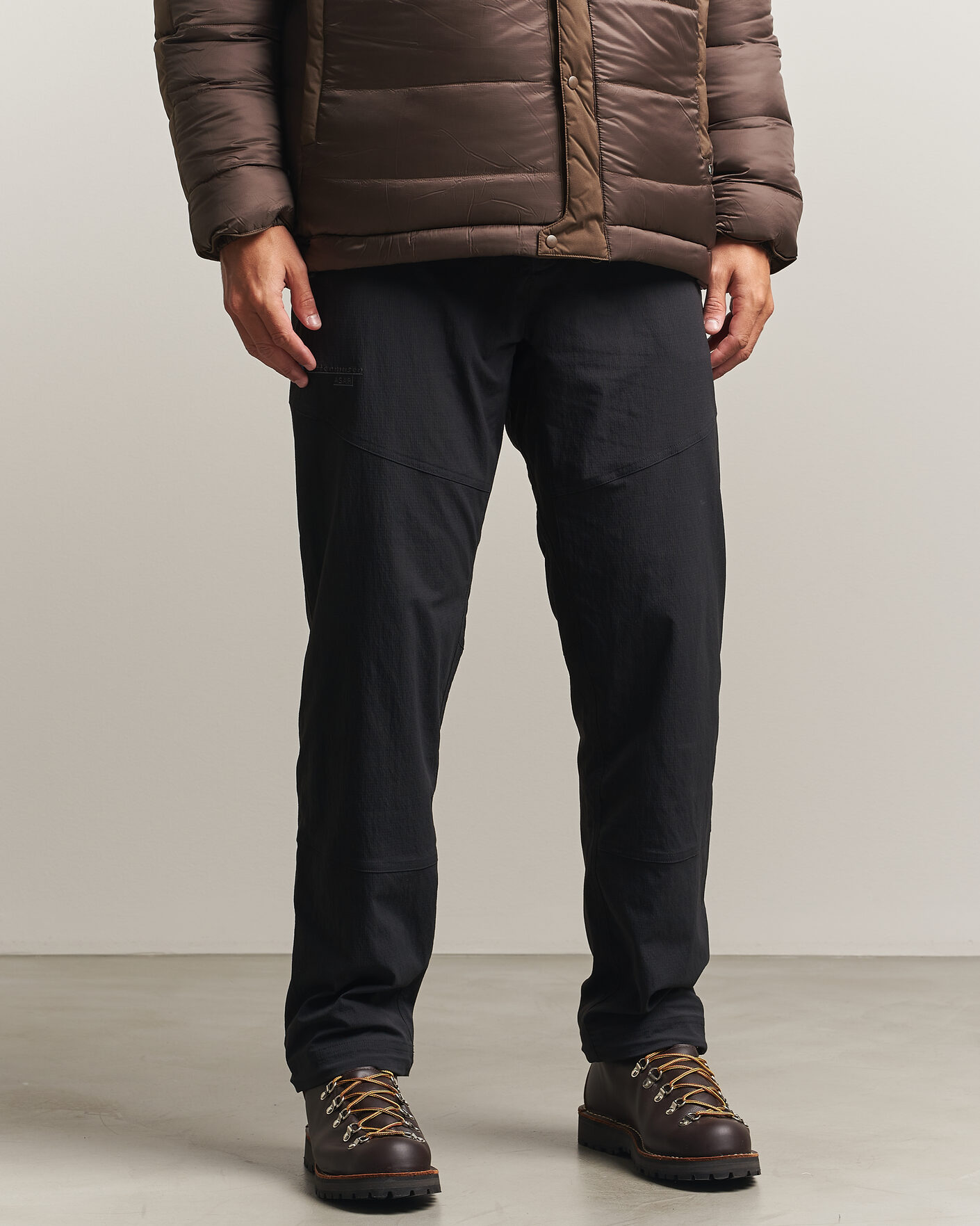 Herren | Hosen | Klättermusen | Asar Function Stretch Pants Black