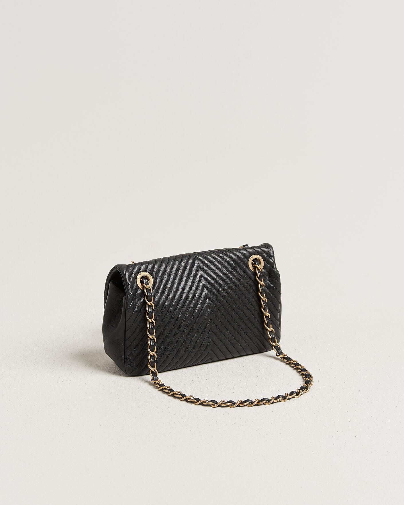 Herren | Pre-Owned & Vintage Bags | Chanel Pre-Owned | Chevron Small Flap Bag Black