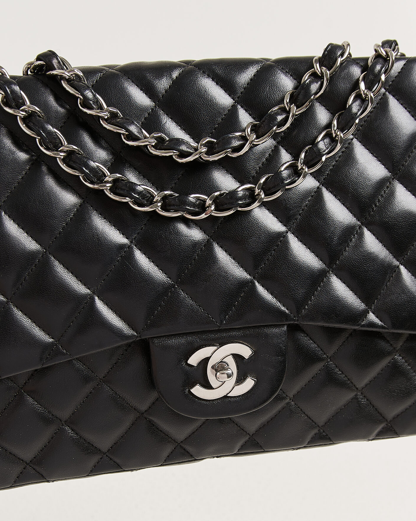 Herren | Pre-Owned & Vintage Bags | Chanel Pre-Owned | Classic Jumbo Single Flap Bag Lambskin Black