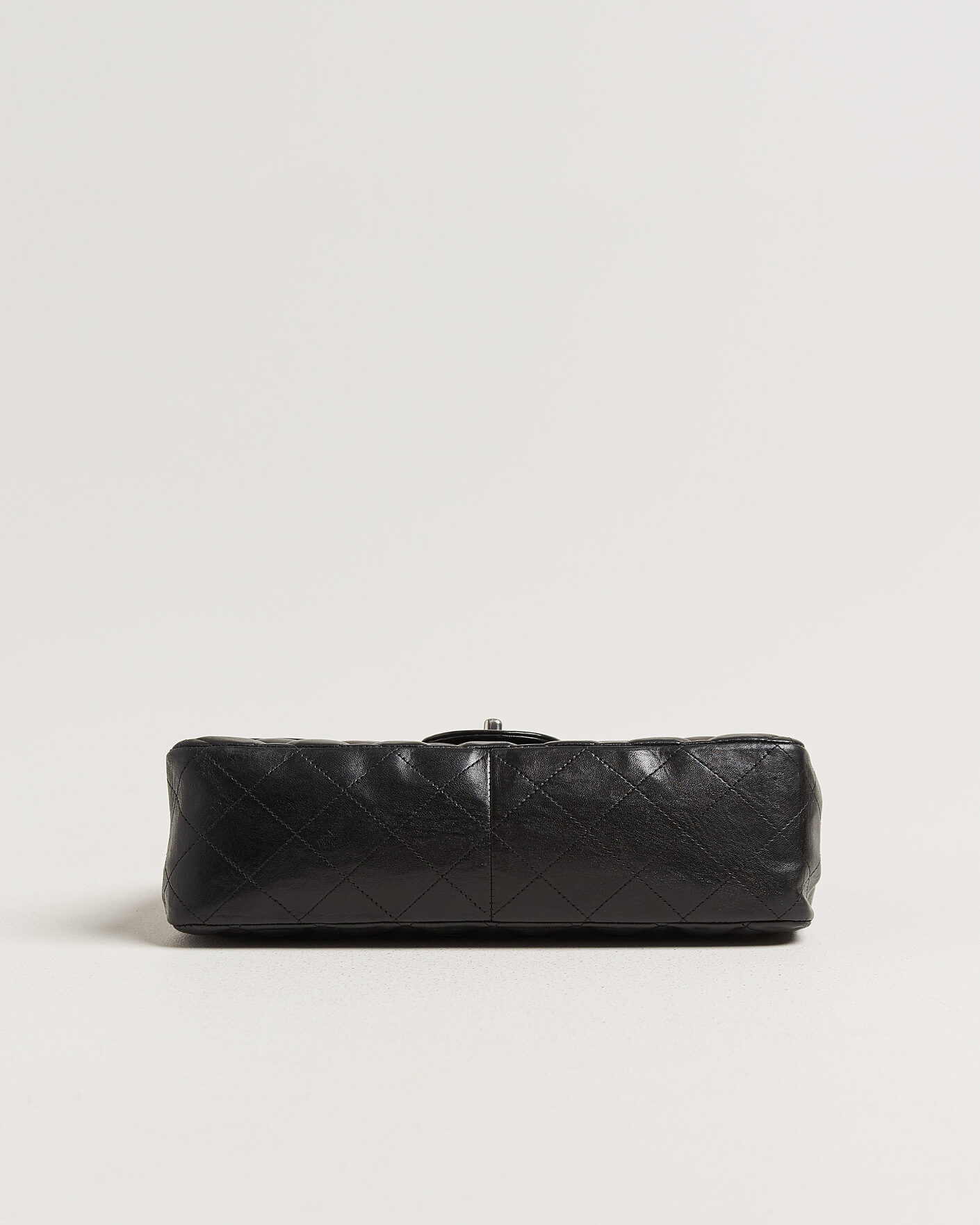 Herren | Pre-Owned & Vintage Bags | Chanel Pre-Owned | Classic Jumbo Single Flap Bag Lambskin Black