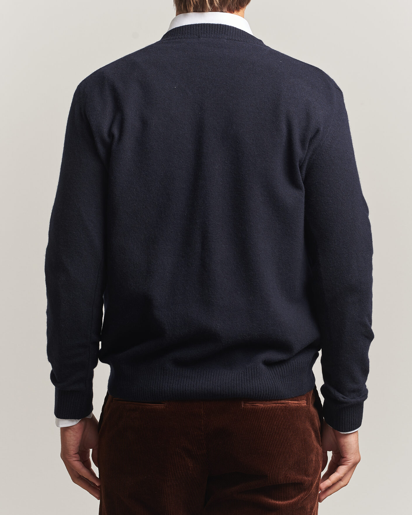 Herren | Pullover | Oscar Jacobson | Gregor Wool/Cashmere V-Neck Navy