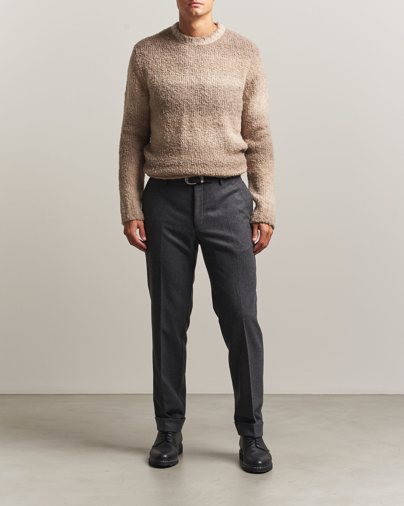 Herren | Pullover | Oscar Jacobson | Ronnie Heavy Knitted Wool Crewneck Beige