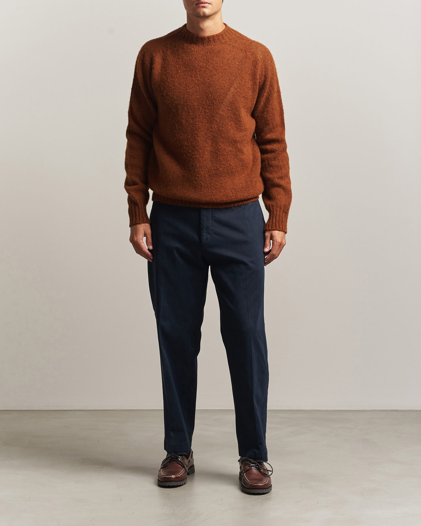 Herren | Pullover | Sunspel | Brushed Shetland Crew Neck Dark Tabacco
