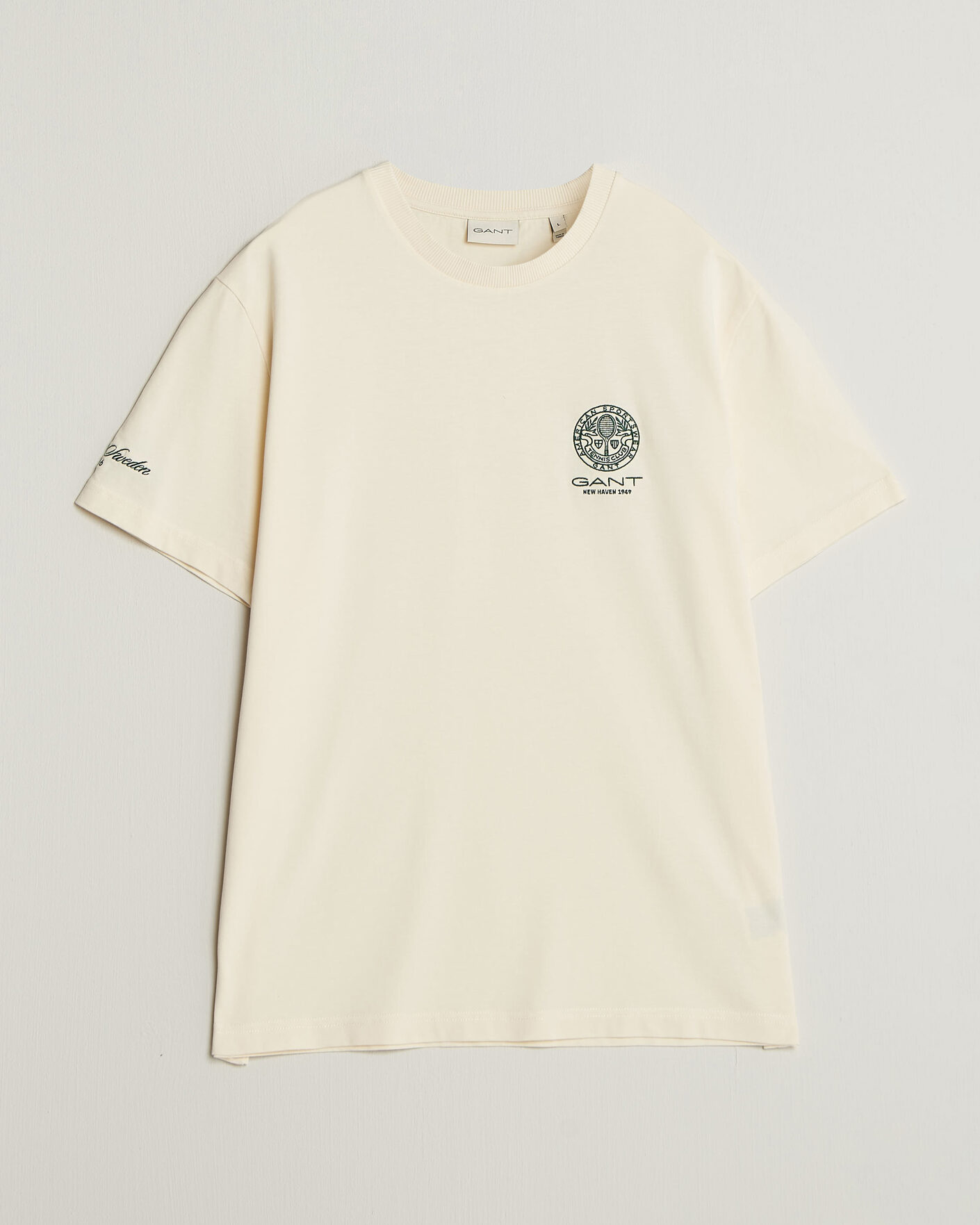 Herren | T-Shirts | Gant | Tournament Crew Neck T-Shirt Cream