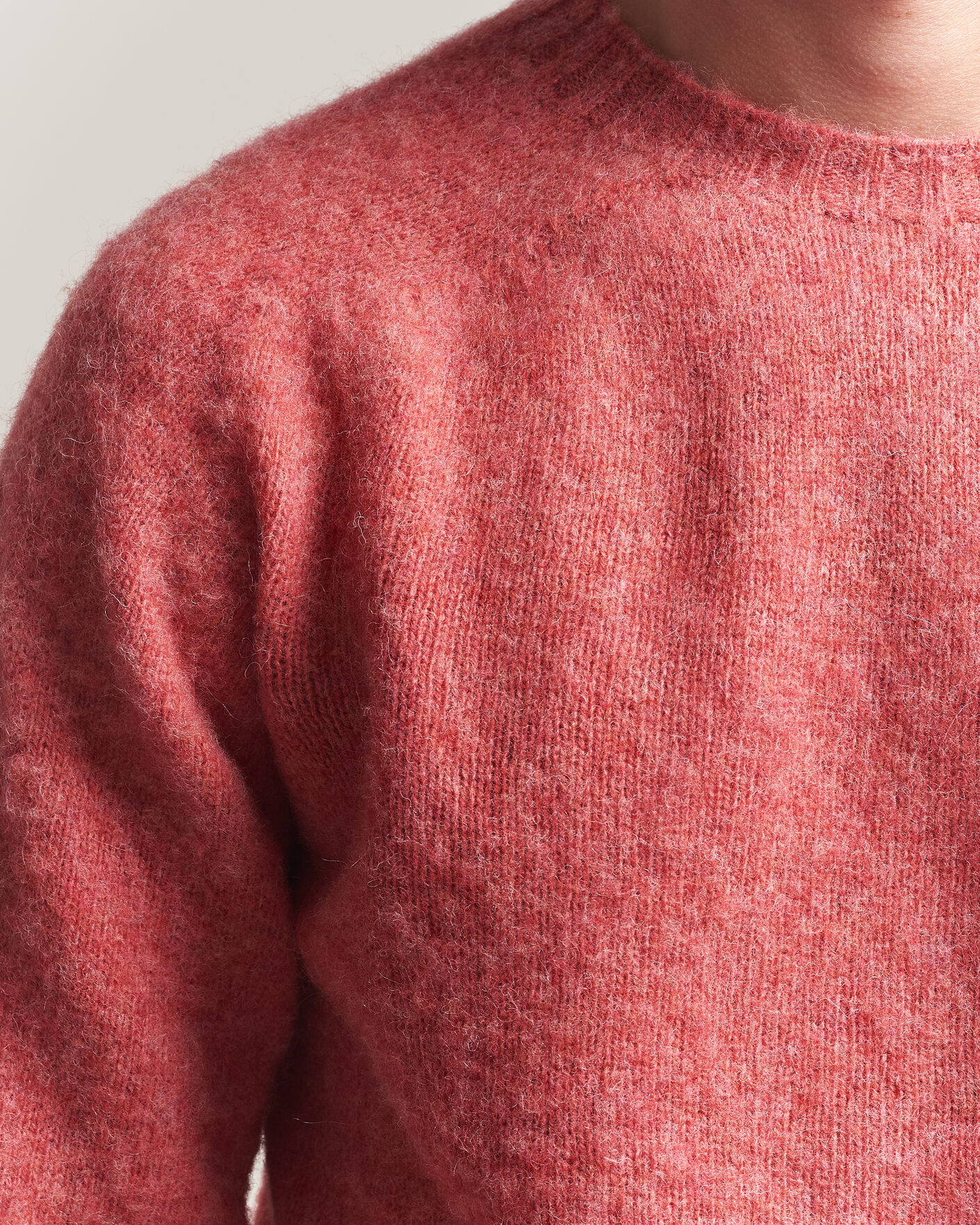 Herren | Pullover | Harley Of Scotland | Brushed Supersoft Lambswool Crewneck Tea Rose