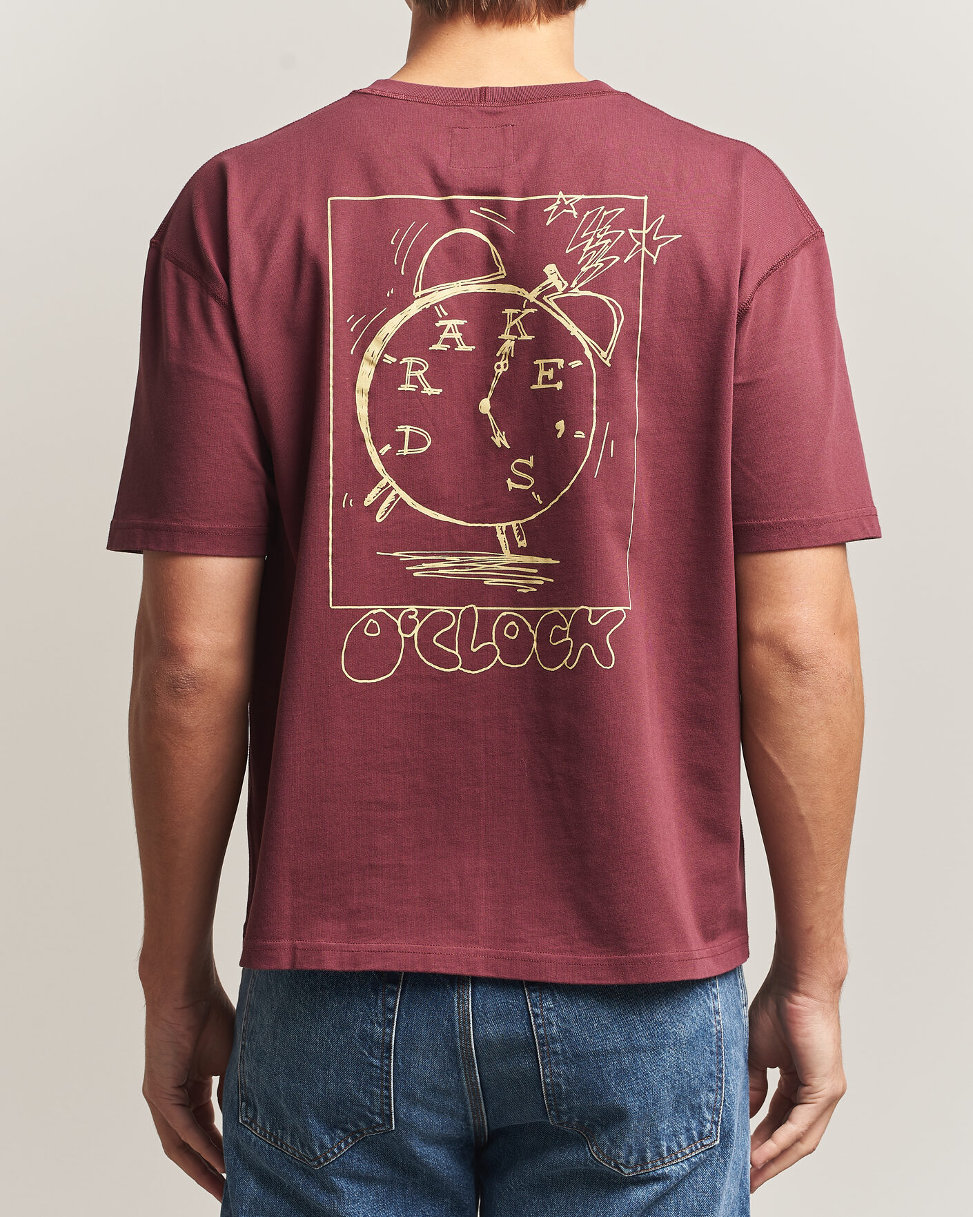 Herren | T-Shirts | Drake's | O´Clock Back Print Hiking T-Shirt Dark Plum