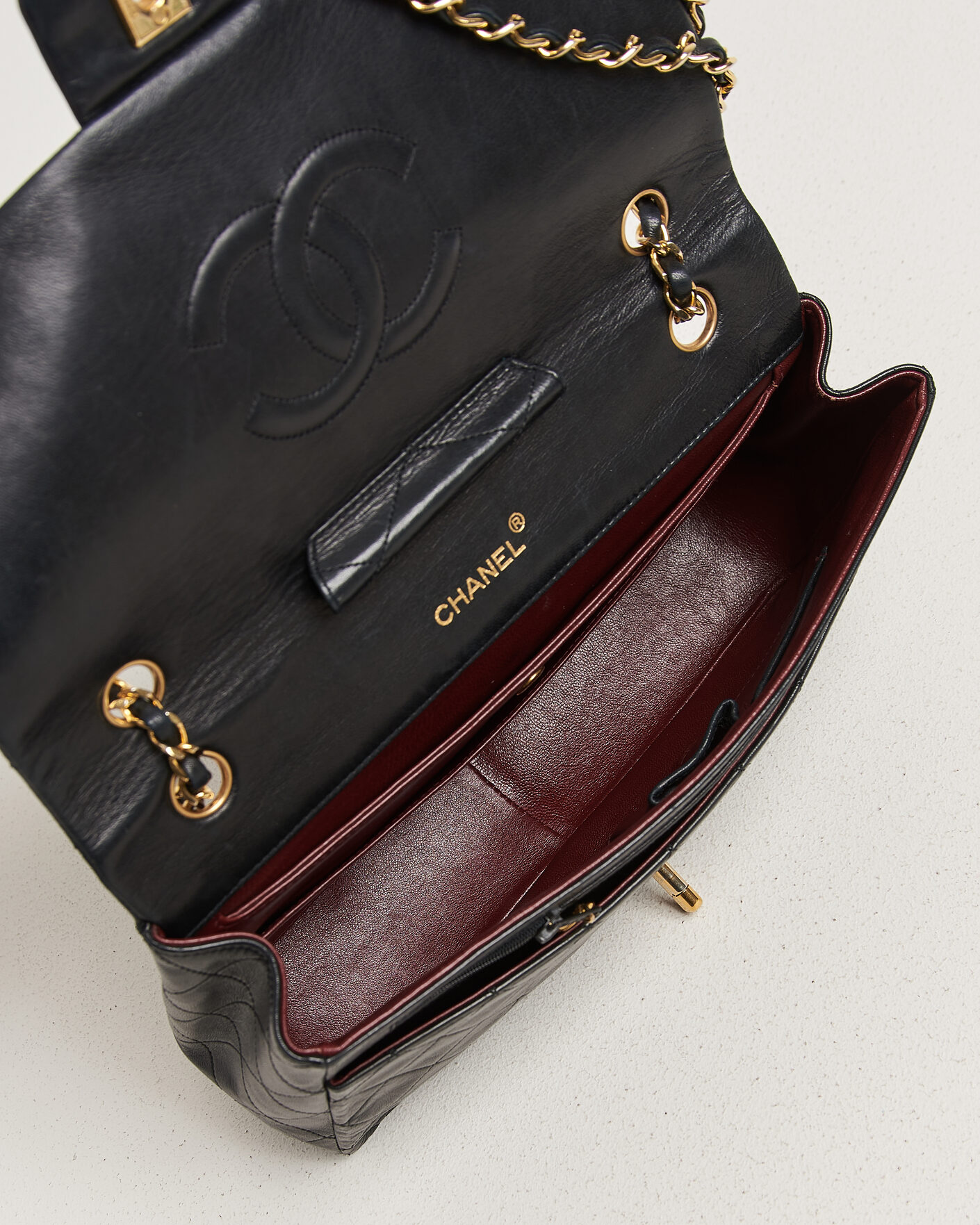 Herren | Pre-Owned & Vintage Bags | Chanel Pre-Owned | Vintage Classic Flap Bag Lambskin Black