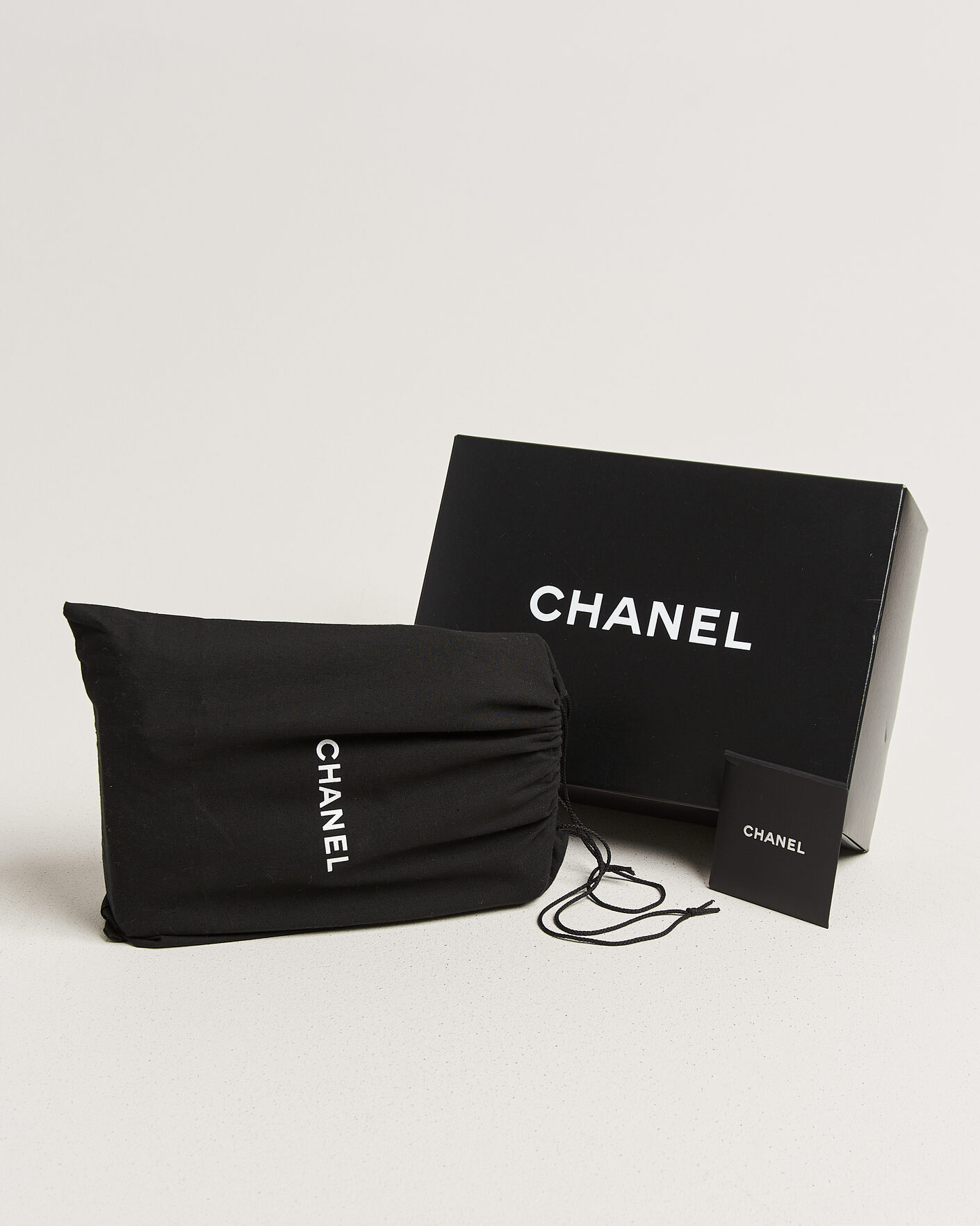Herren | Pre-Owned & Vintage Bags | Chanel Pre-Owned | Classic Medium Double Flap Bag Caviar Black