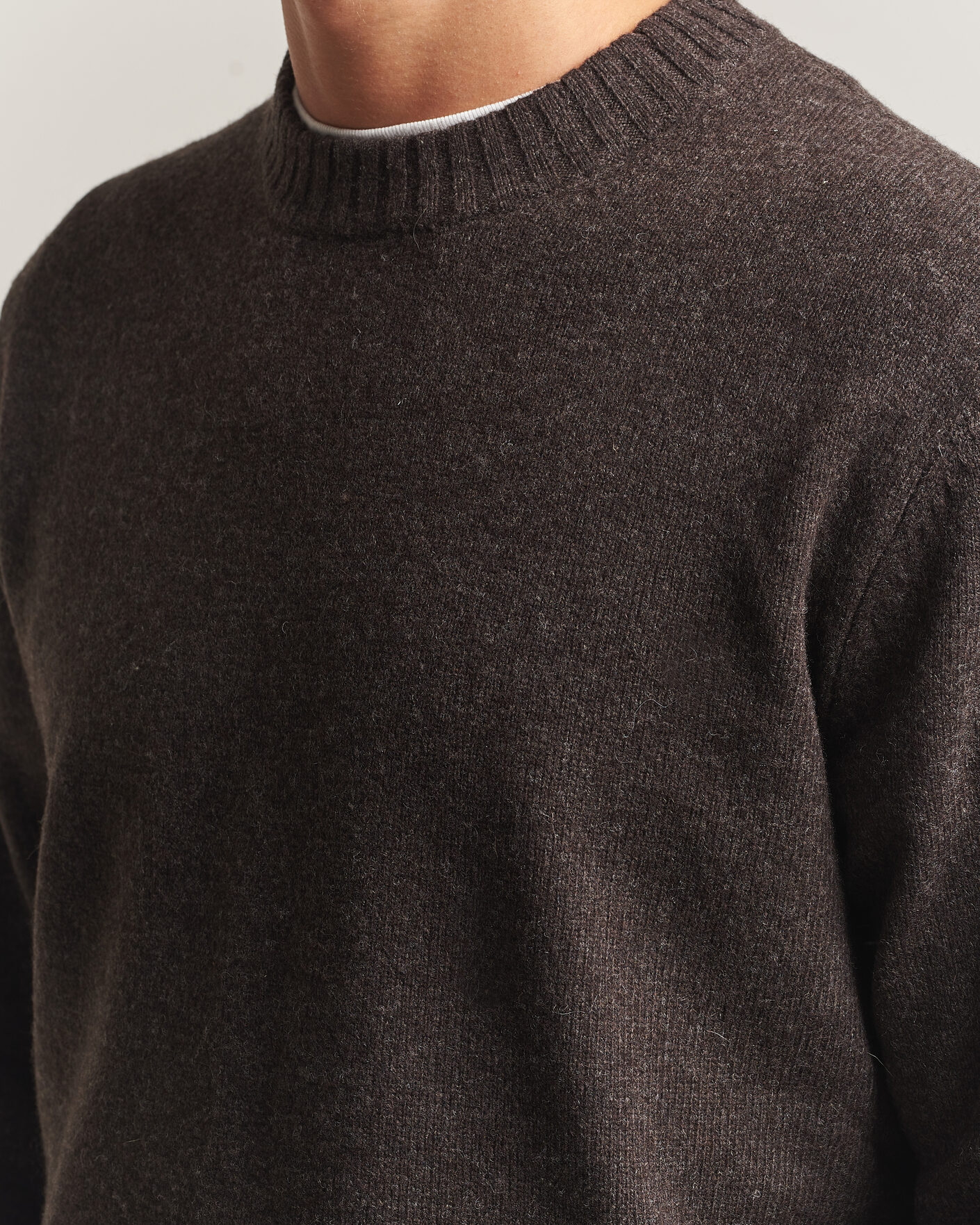 Herren | Pullover | A Day's March | Marlow Lambswool Sweater Dark Brown