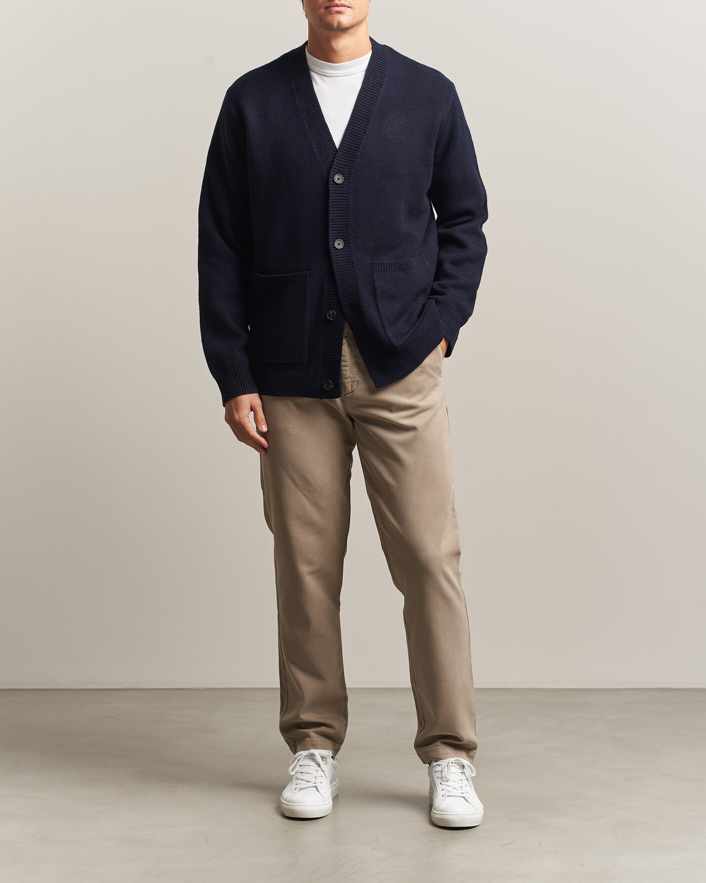 Herren | Pullover | A Day's March | Jarrow Lambswool Cardigan Navy