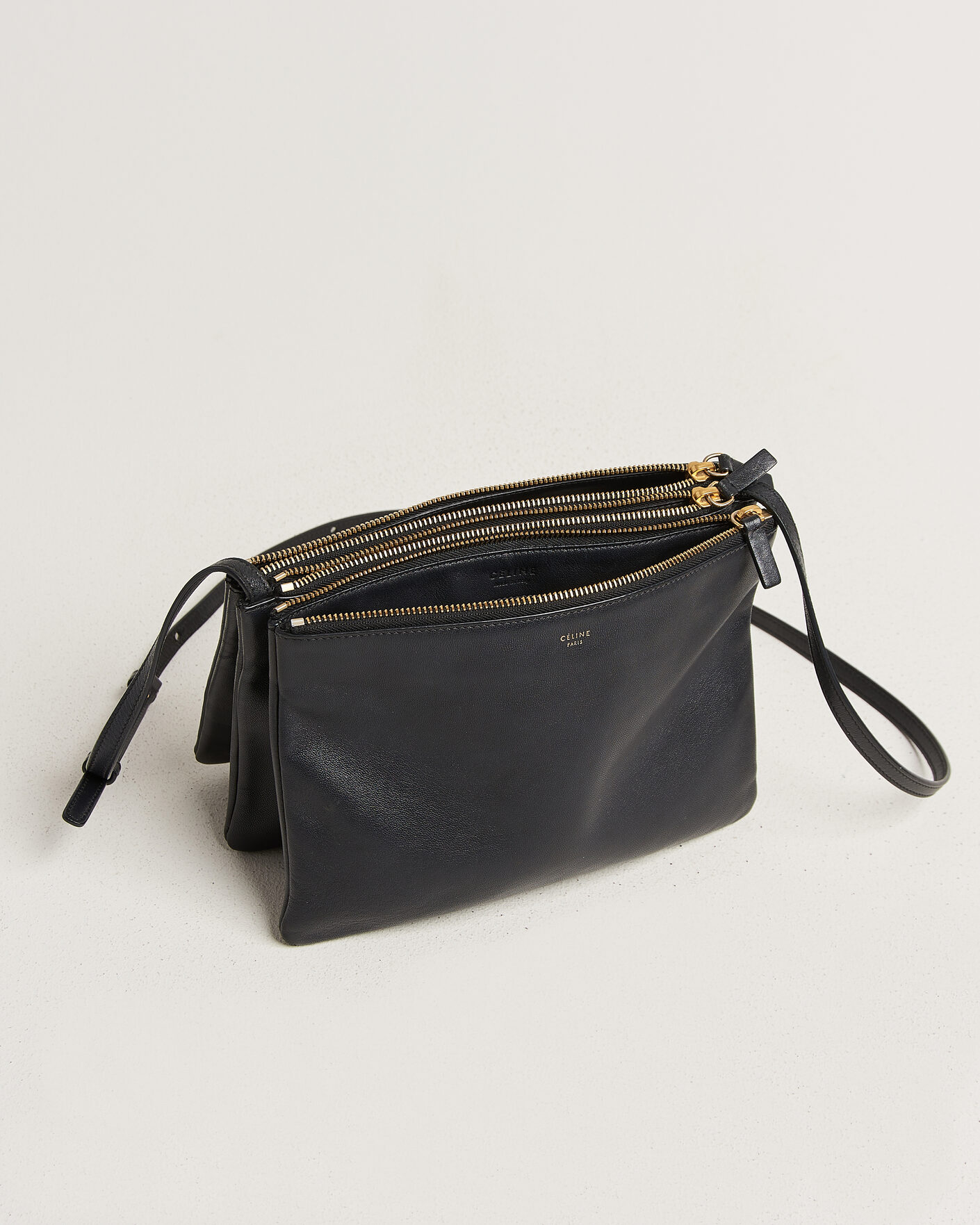 Herren | Pre-Owned & Vintage Bags | Celine Pre-Owned | Trio Bag Medium Leather Black