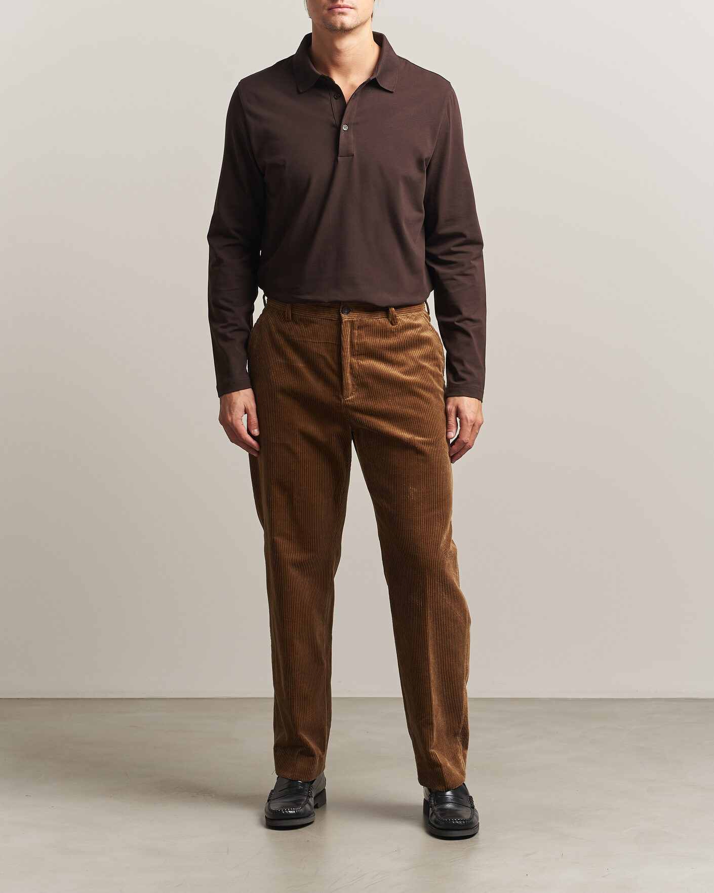Herren | Hosen | Filippa K | Julian Corduroy Chino Trousers Tobacco