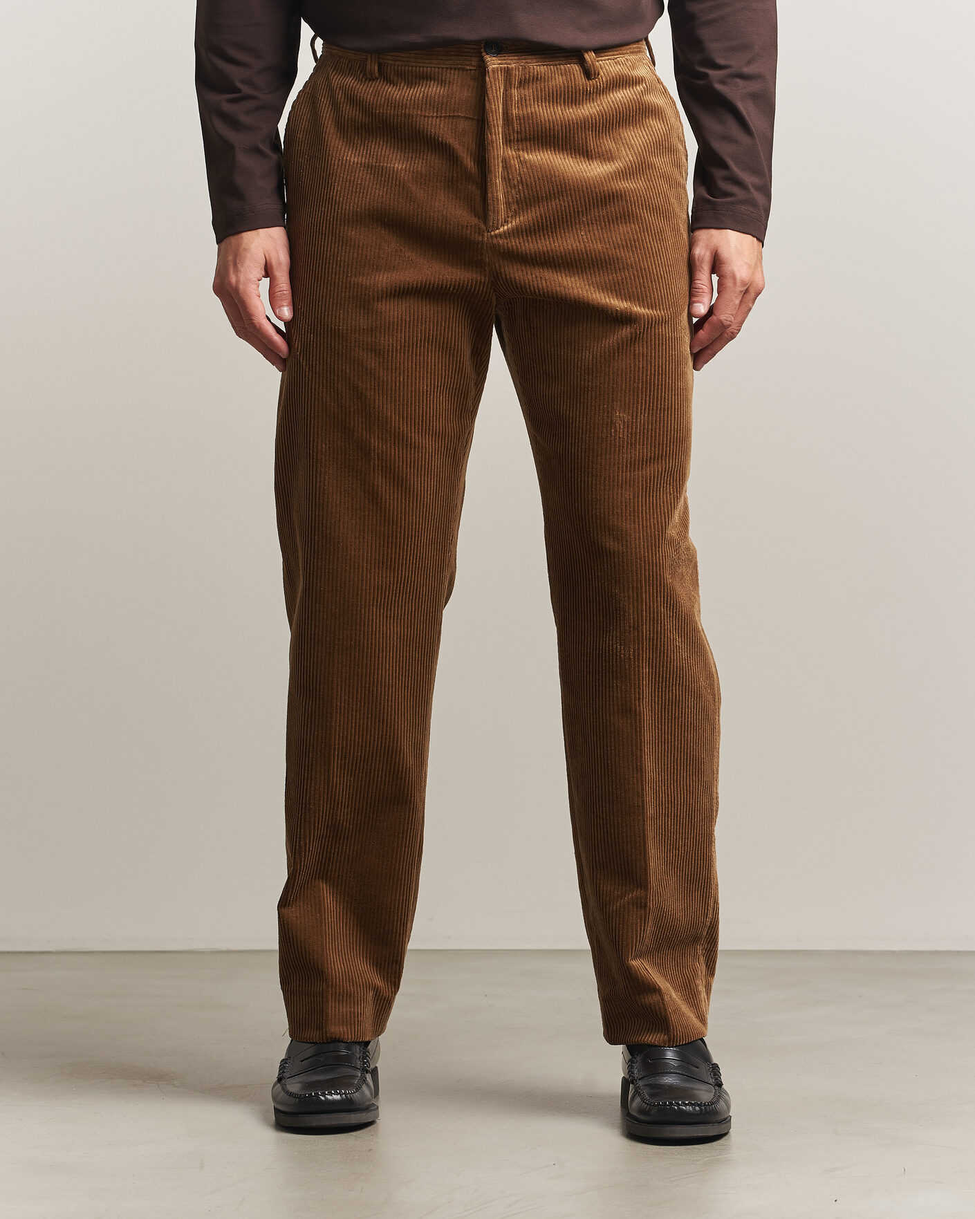 Herren | Hosen | Filippa K | Julian Corduroy Chino Trousers Tobacco