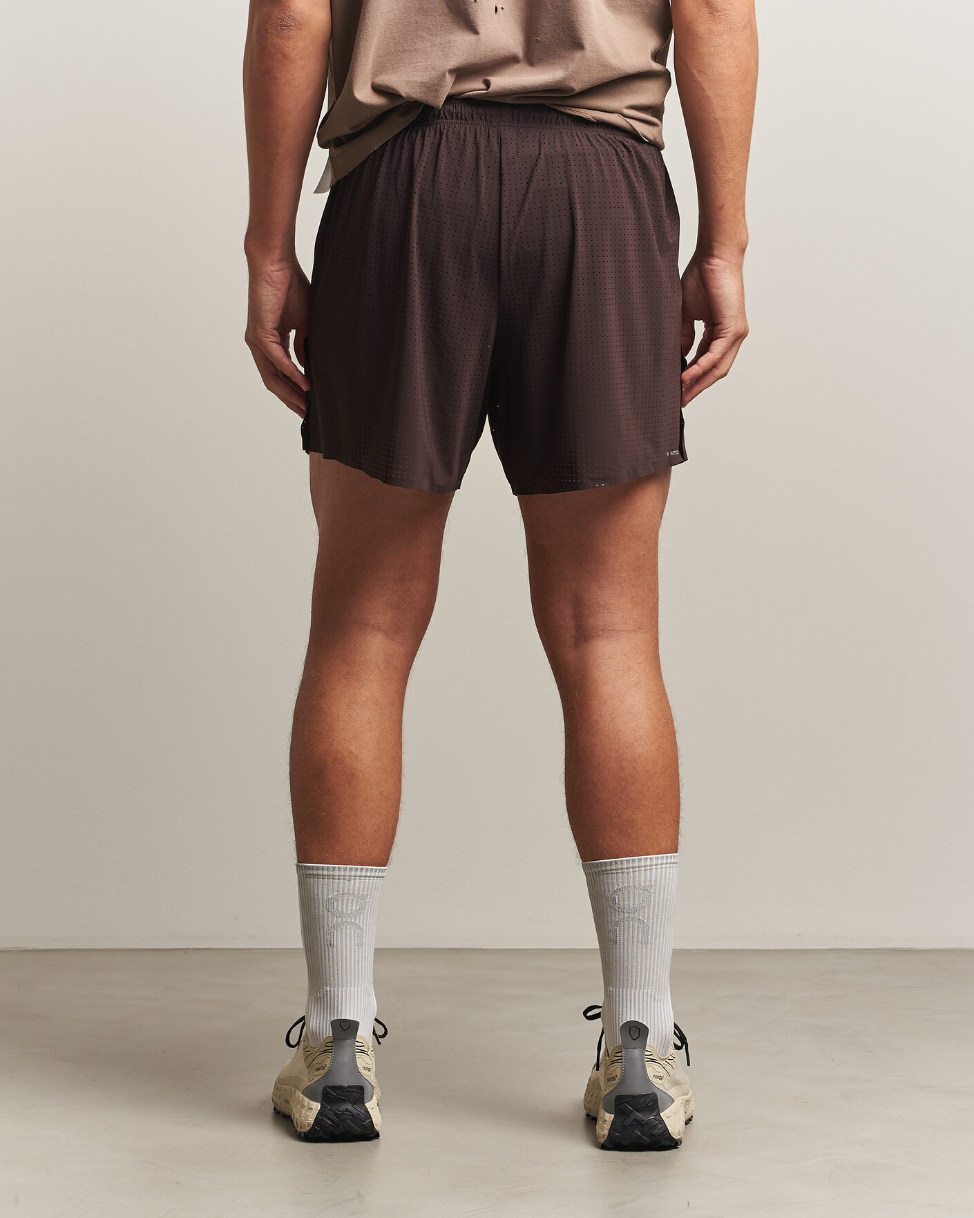 Herren | Shorts | Satisfy | Space-O 5 Inch Shorts Deep Mahogany