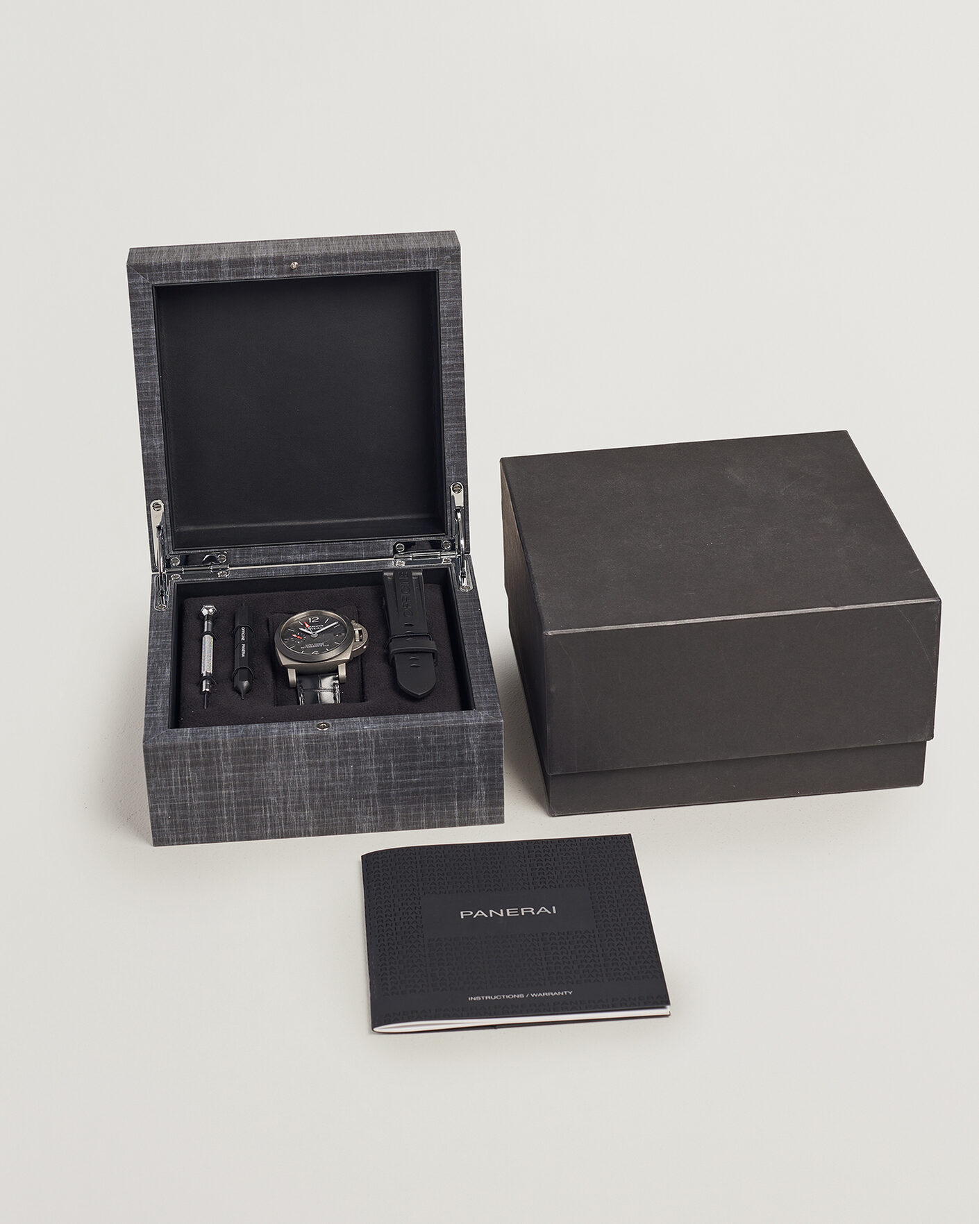 Herren | Pre-Owned & Vintage Watches | Panerai Pre-Owned | Luna Rossa PAM 1096