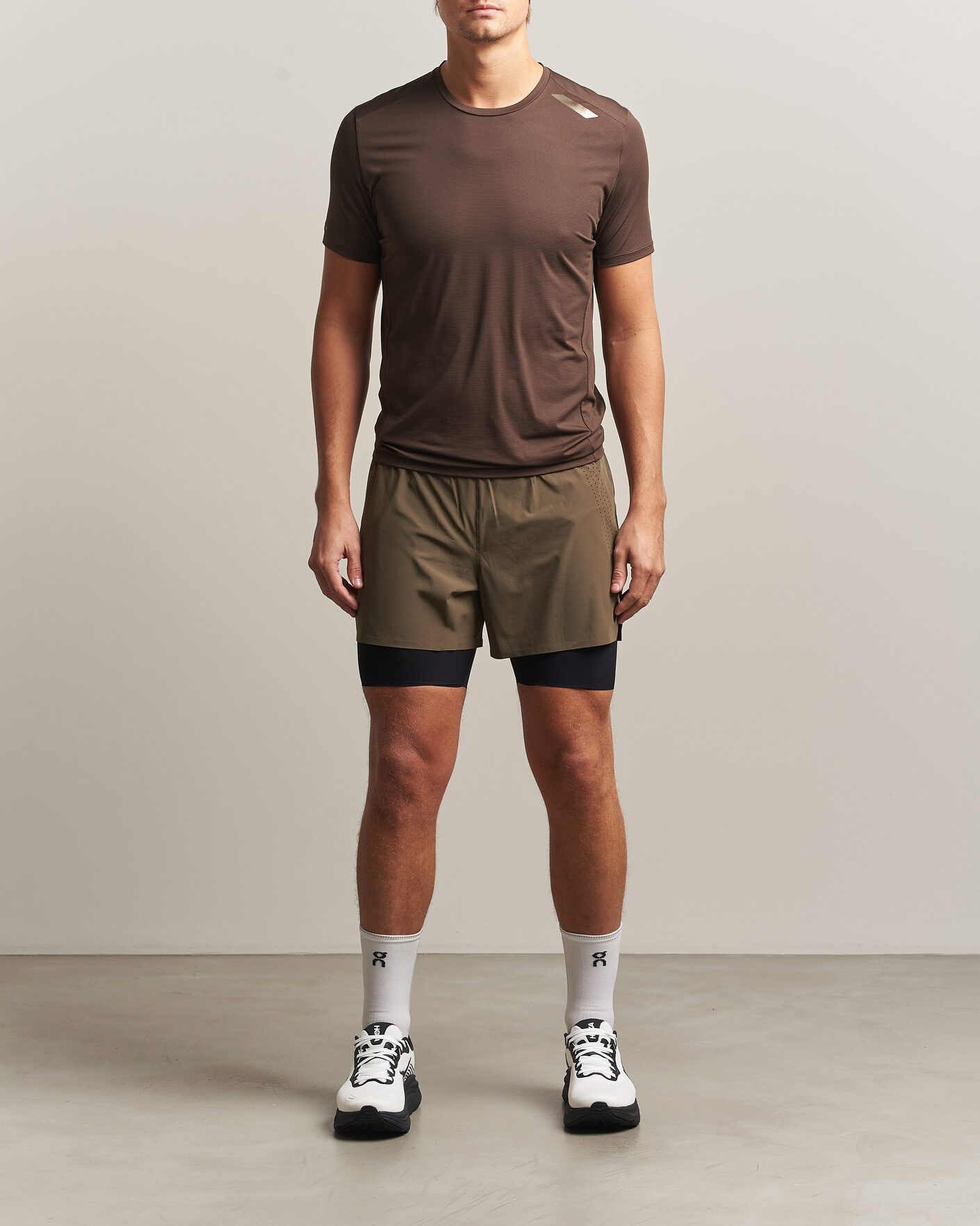 Herren | Shorts | SOAR Running | Dual Run Shorts Khaki
