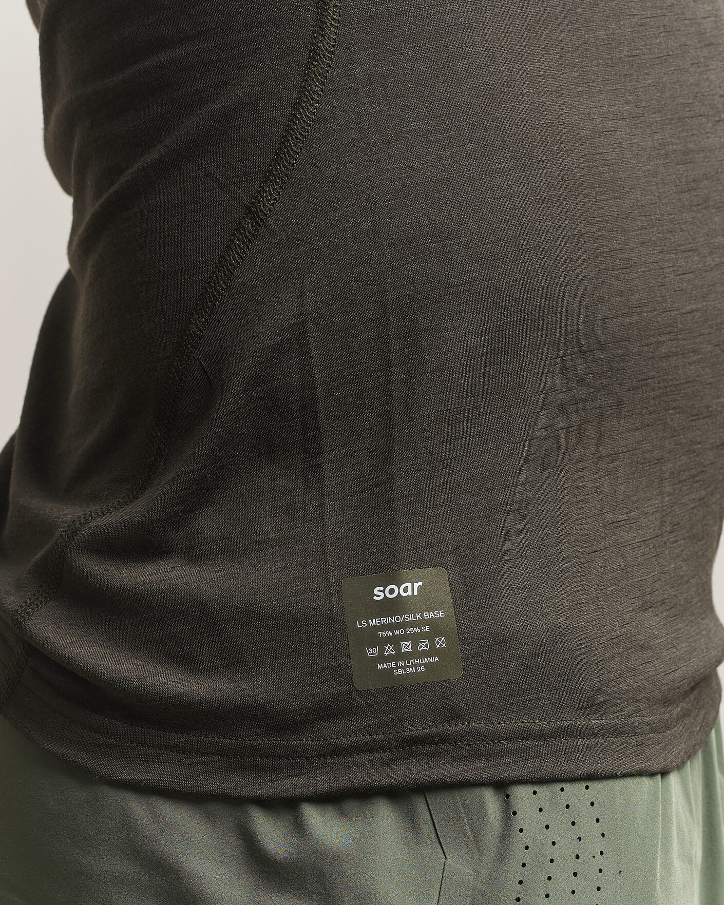 Herren | Pullover | SOAR Running | LS Merino/Silk Base Layer Forest