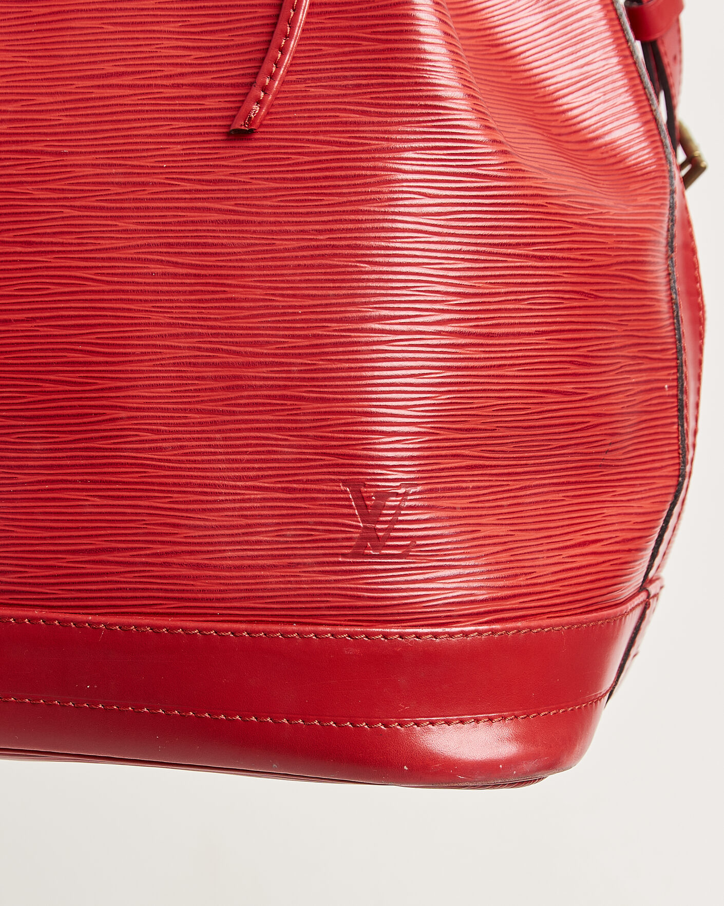 Herren | Pre-Owned & Vintage Bags | Louis Vuitton Pre-Owned | Noé Epi Leather Red