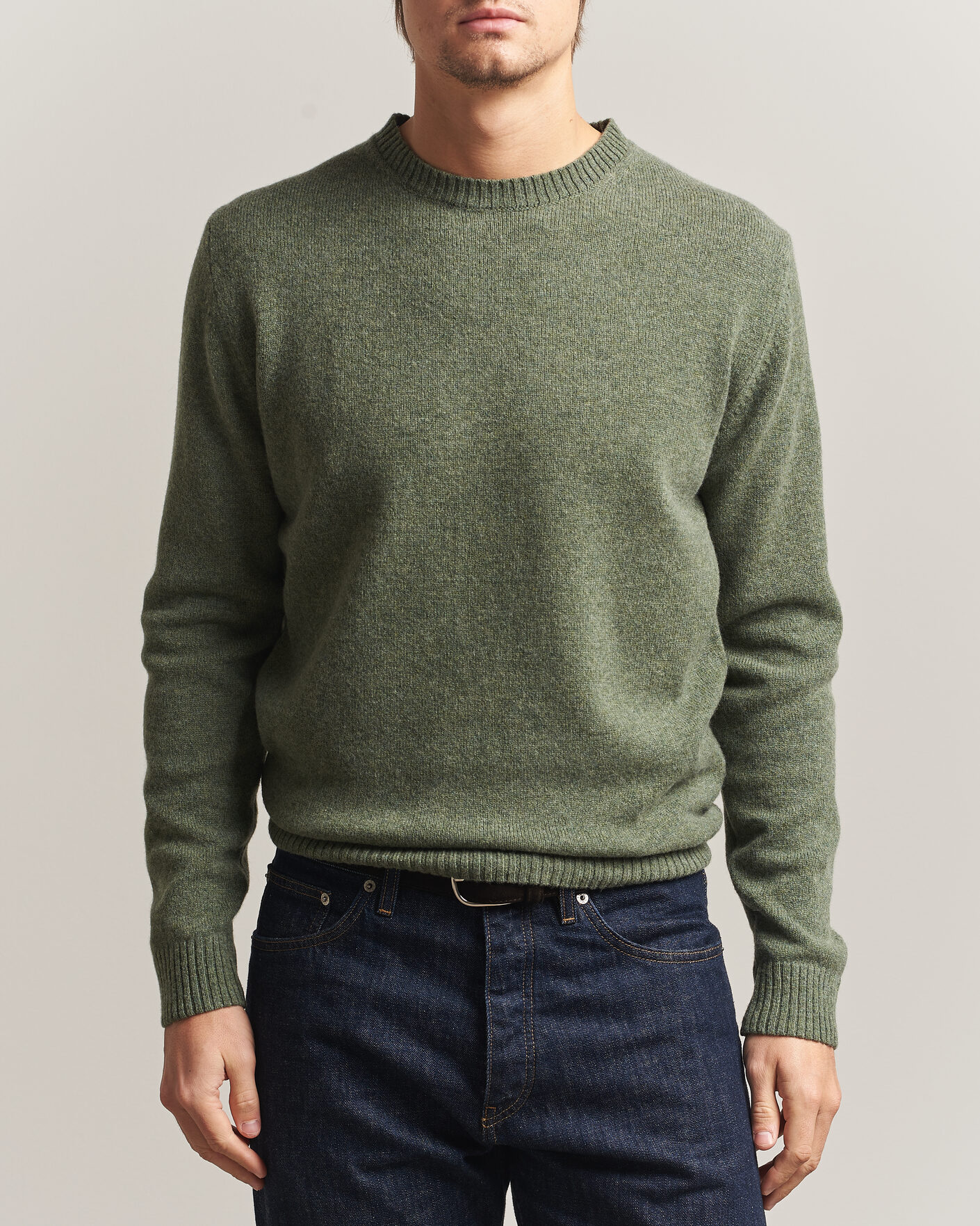 Herren | Pullover | Stenströms | Knitted Lambswool Crew Neck Light Army Green Melange